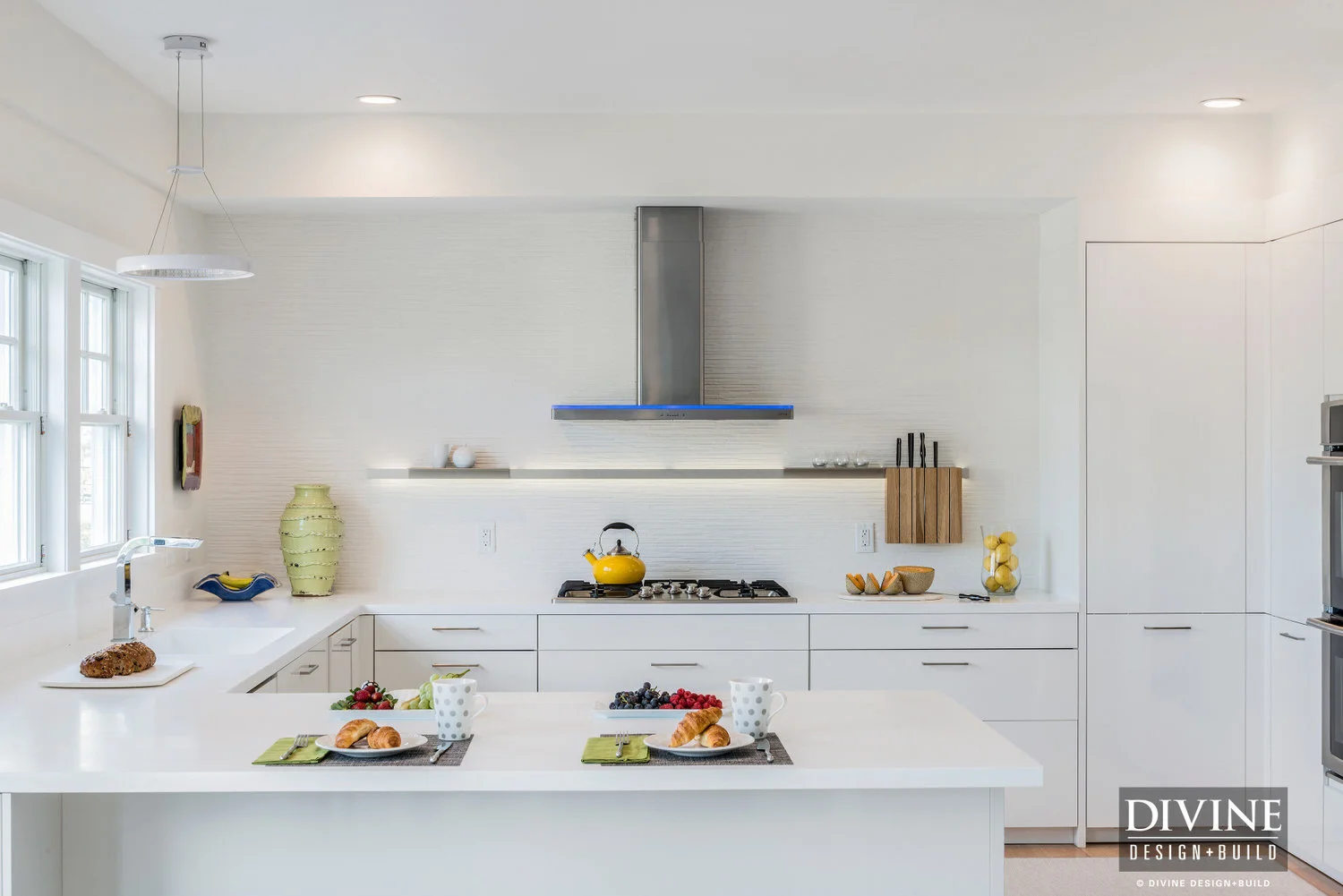 BOSTON SCITUATE SEASIDE CONTEMPORARY LEICHT KITCHEN