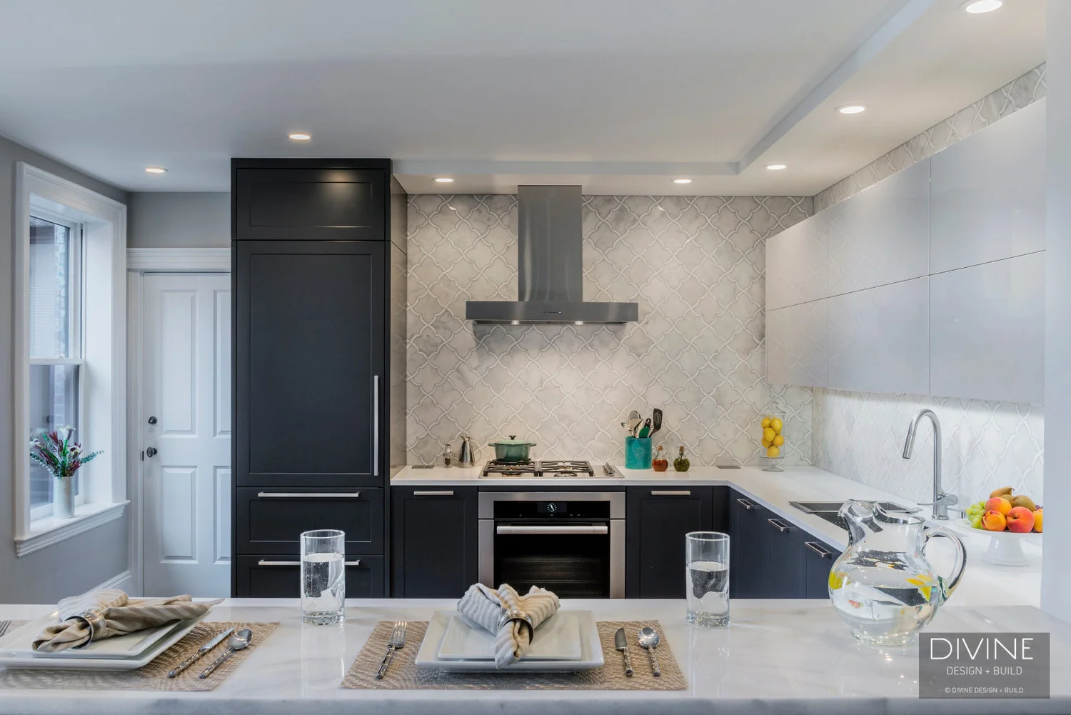 BOSTON BEACON HILL CONTEMPORARY KITCHEN LEICHT