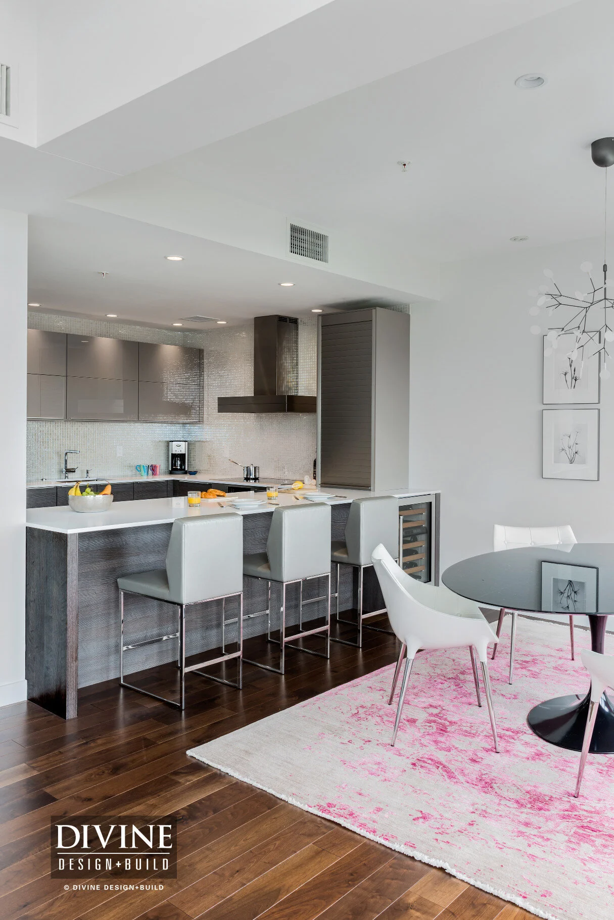 BOSTON CHARLESTOWN FLAGSHIP WHARF CONTEMPORARY MODERN LEICHT KITCHEN
