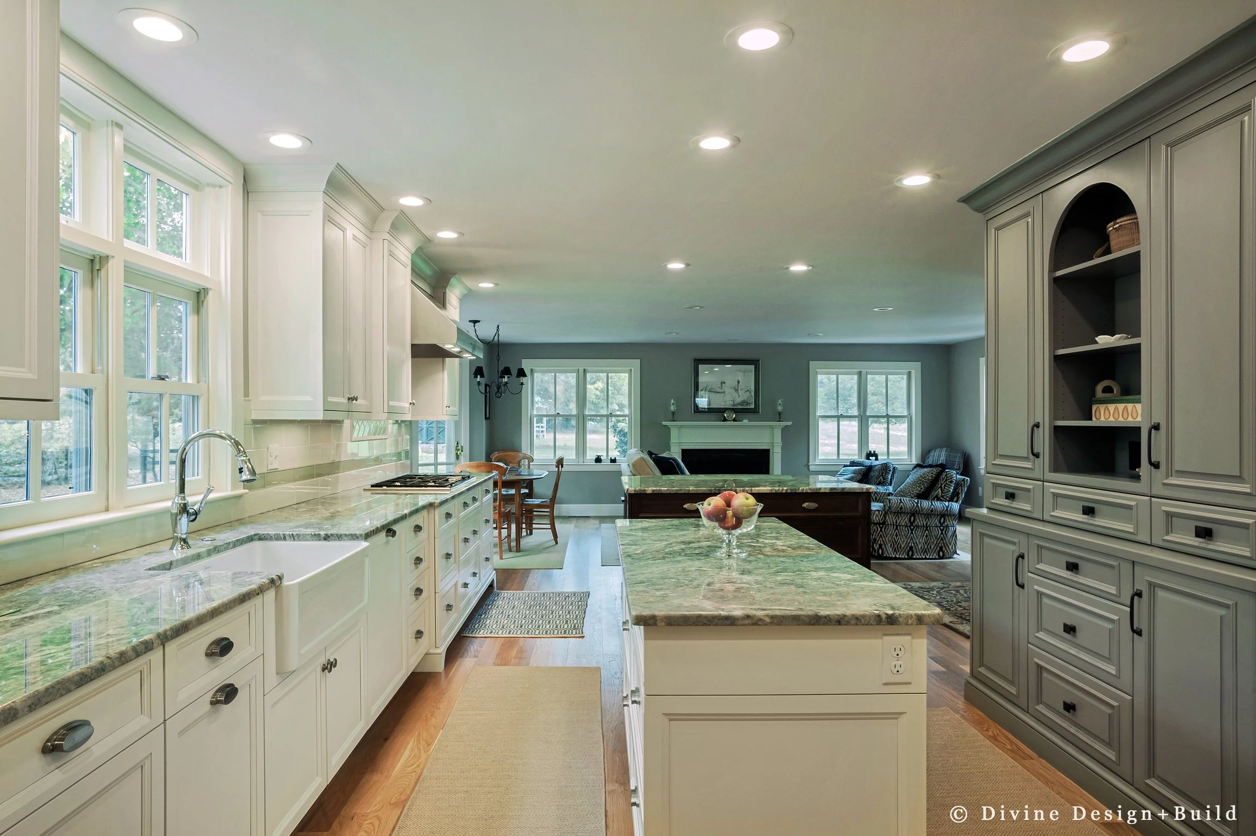 Boston Open-Concept Traditional Kitchen — Divine Design Center