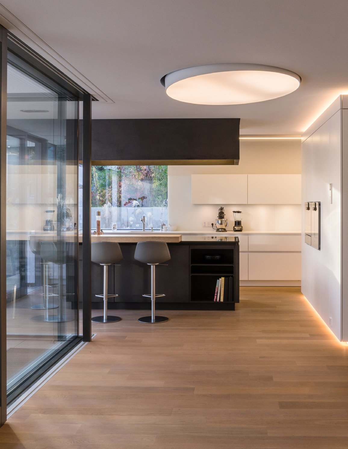 divine-design-center-boston-leicht-modern-kitchens-#1-luxury-brand (32).jpg