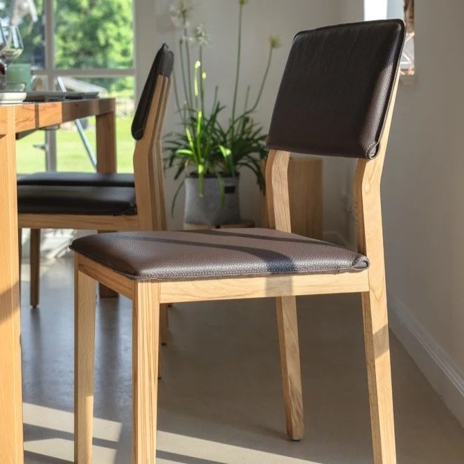 S1 CHAIR