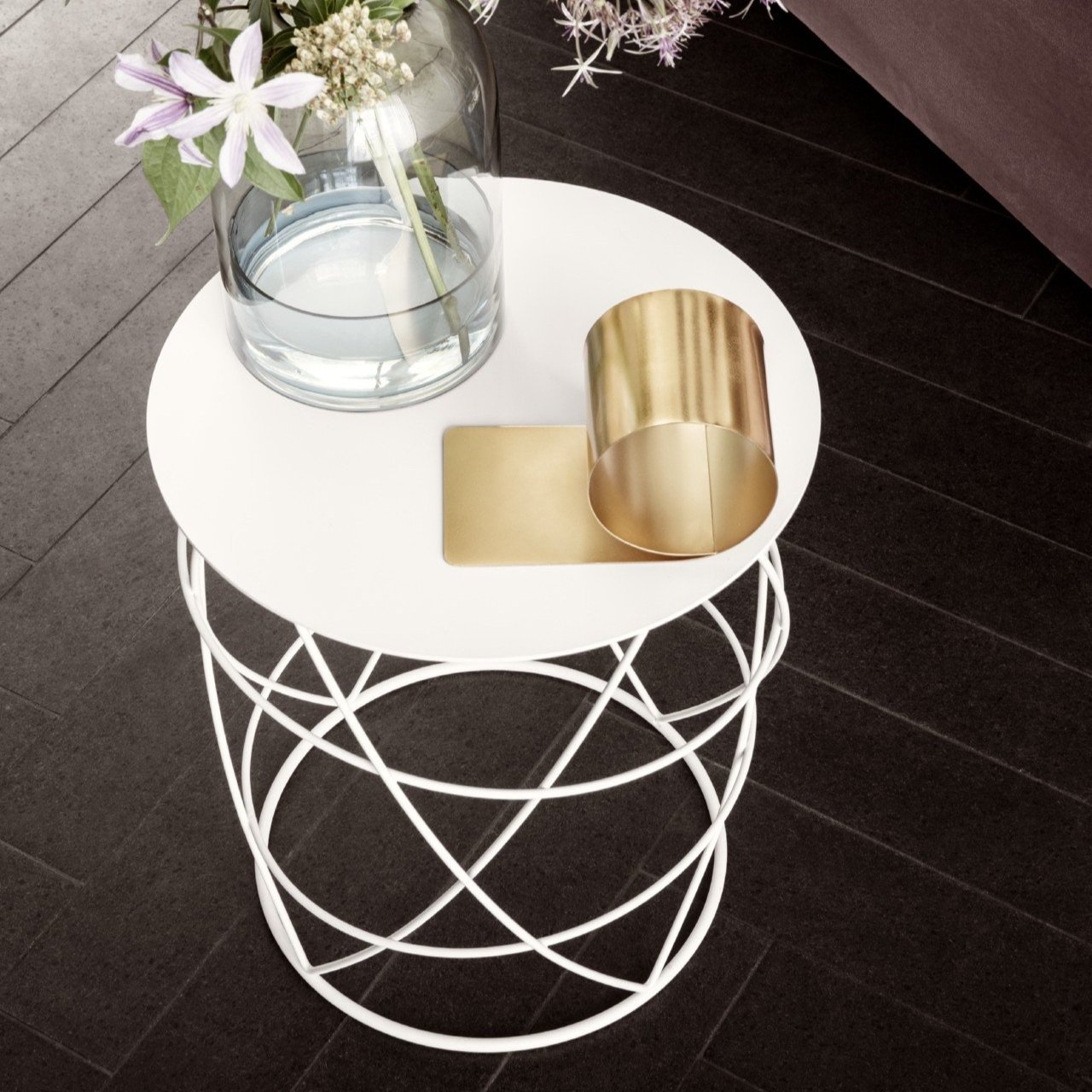 942 COFFEE TABLE