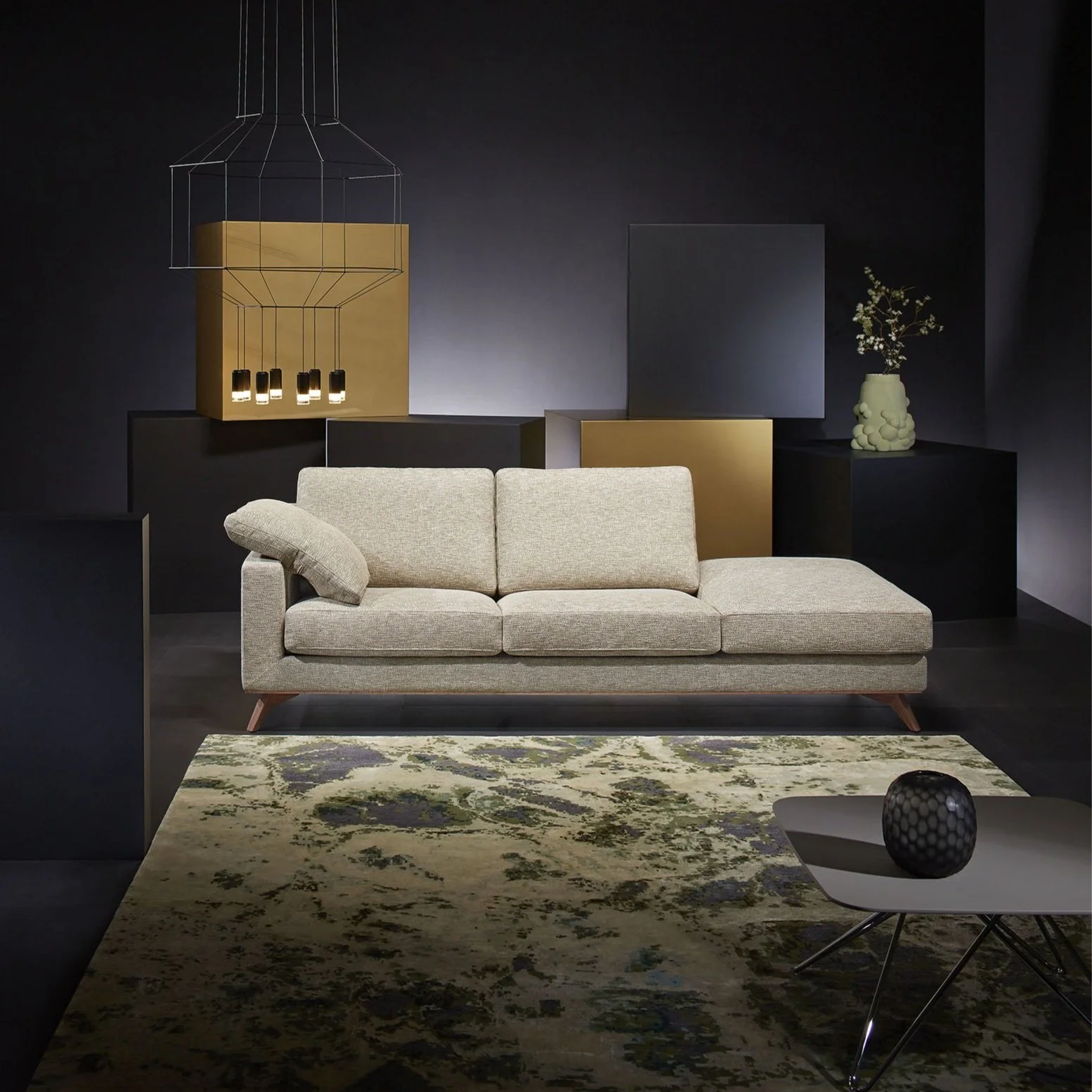 ANTONIA ADORE SOFA