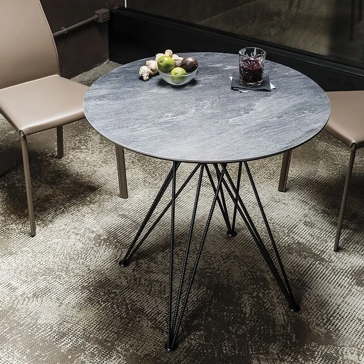 DIVINEDESIGNCENTER_RALPHBISTROTKERAMIK_TABLE_4.jpg