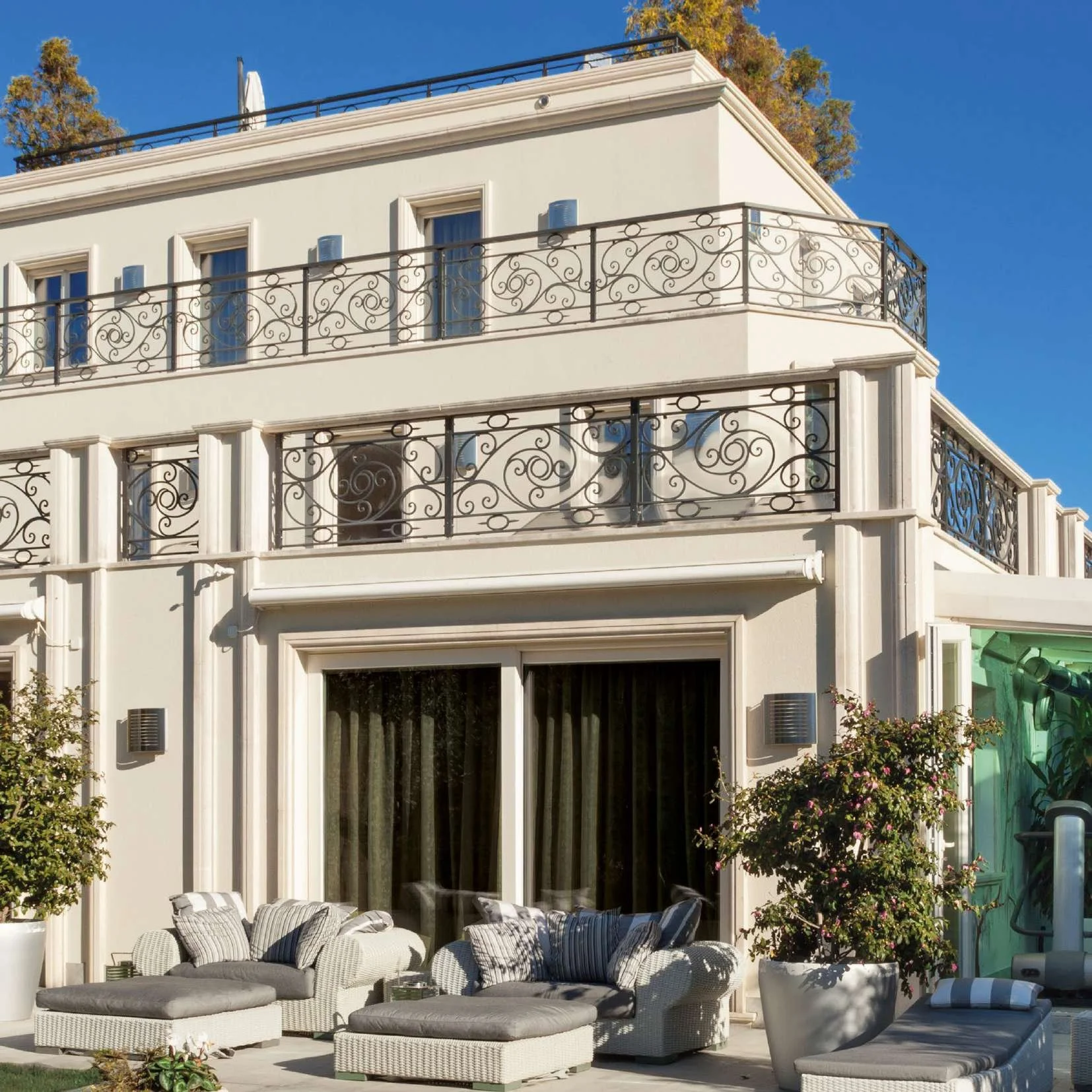 Traditional Wood / Aluminum WIndows