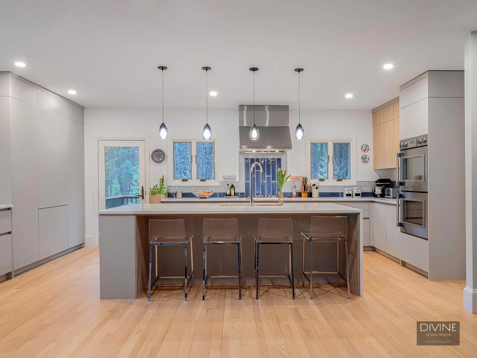 low-res  42 Leslie Rd, Winchester, MA 01890 4  3 25  ©Keitaro Yoshioka 001.jpg