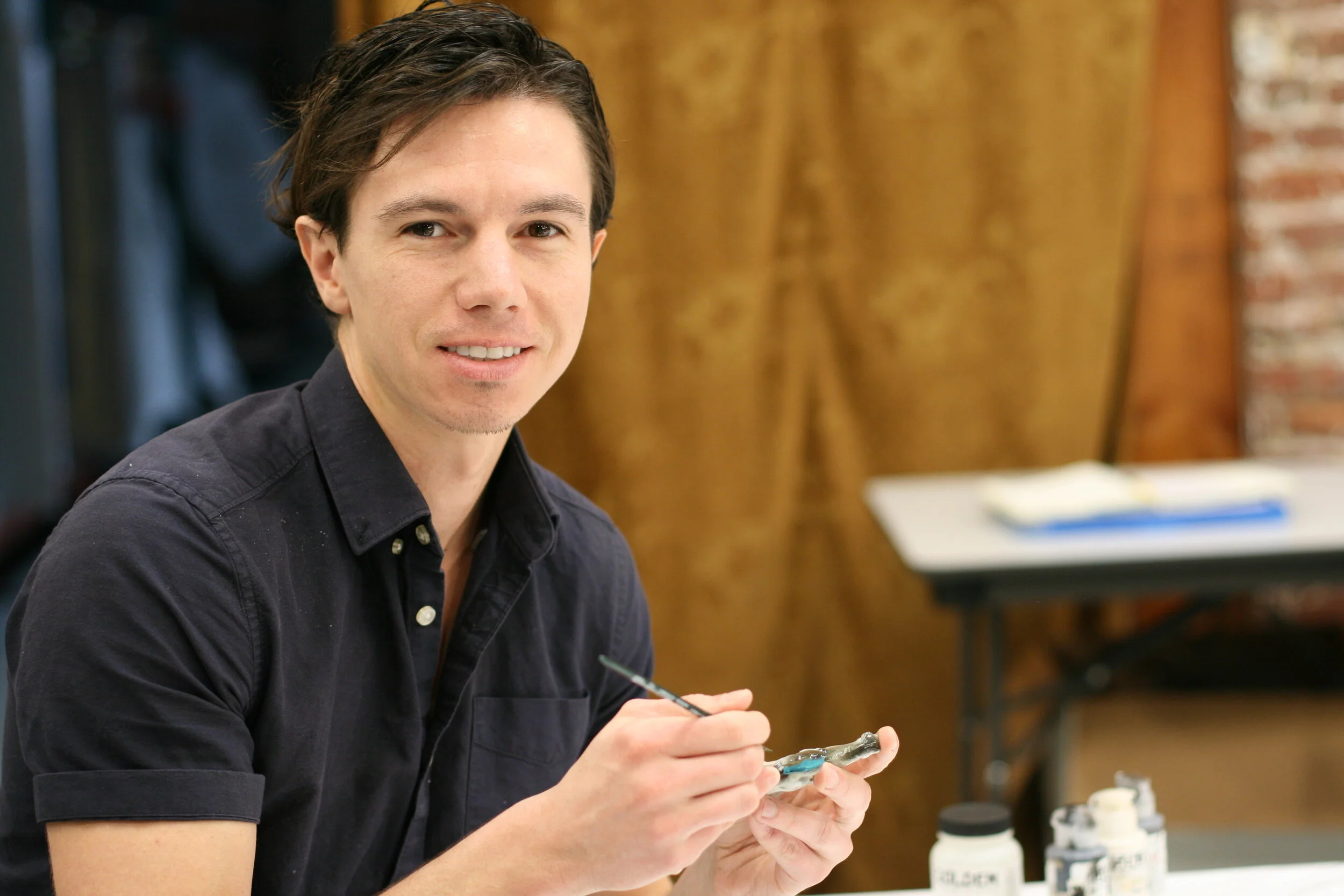 Introducing Derrin Compton and his Treatment of a Ceramic Piece
