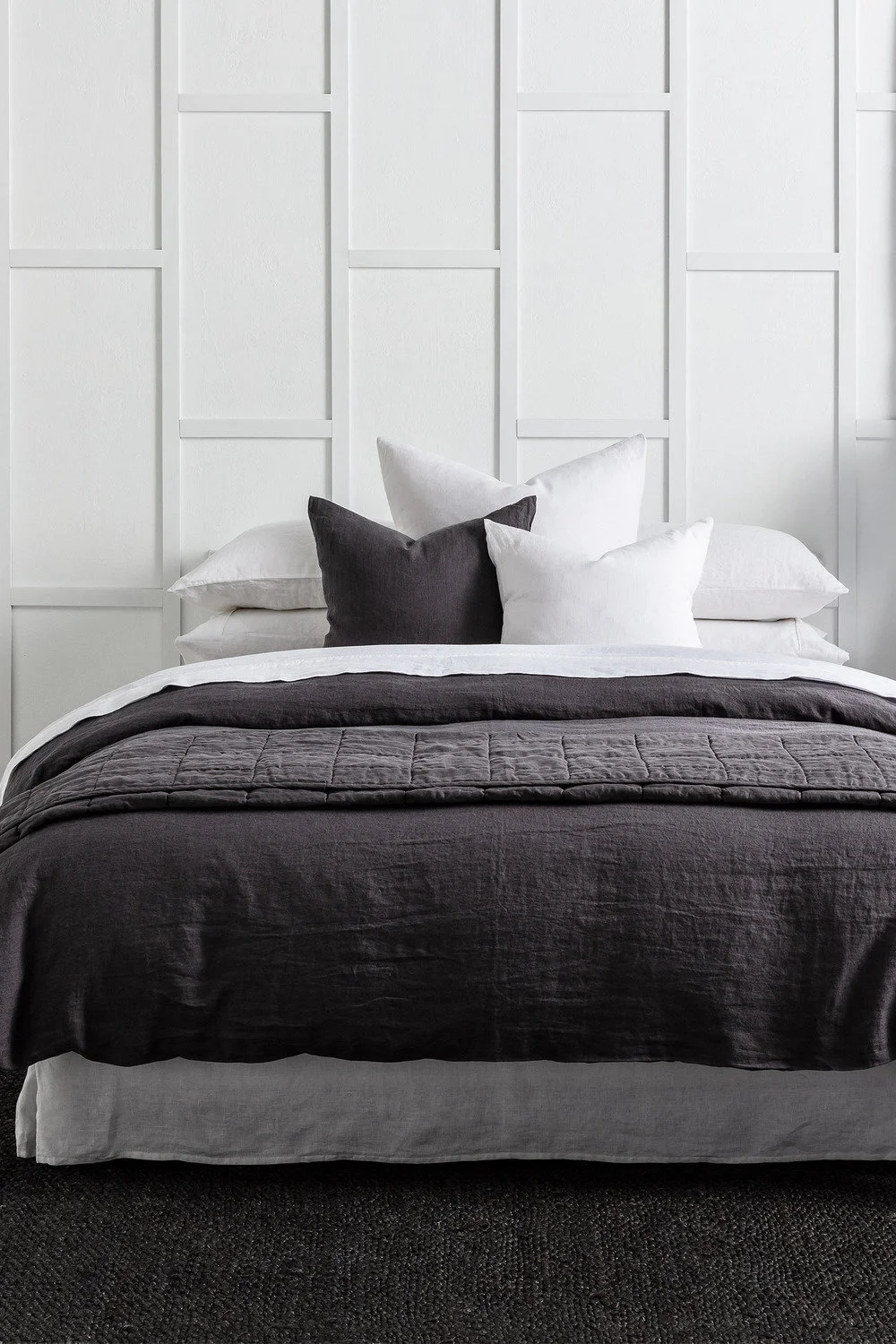 Bios Linen Duvet Cover - Black