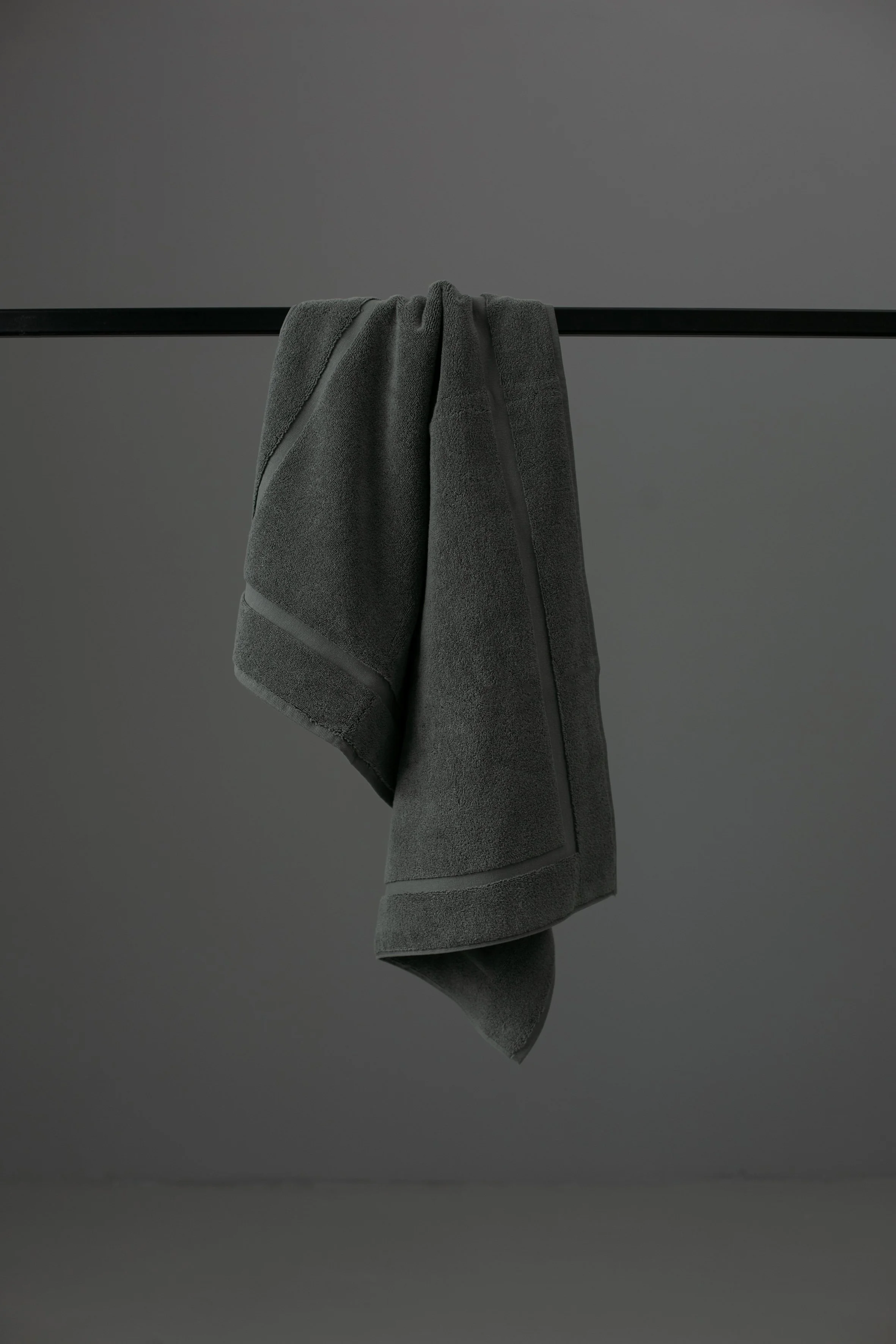 eureka dark grey bathmat kimisoo (4).JPG
