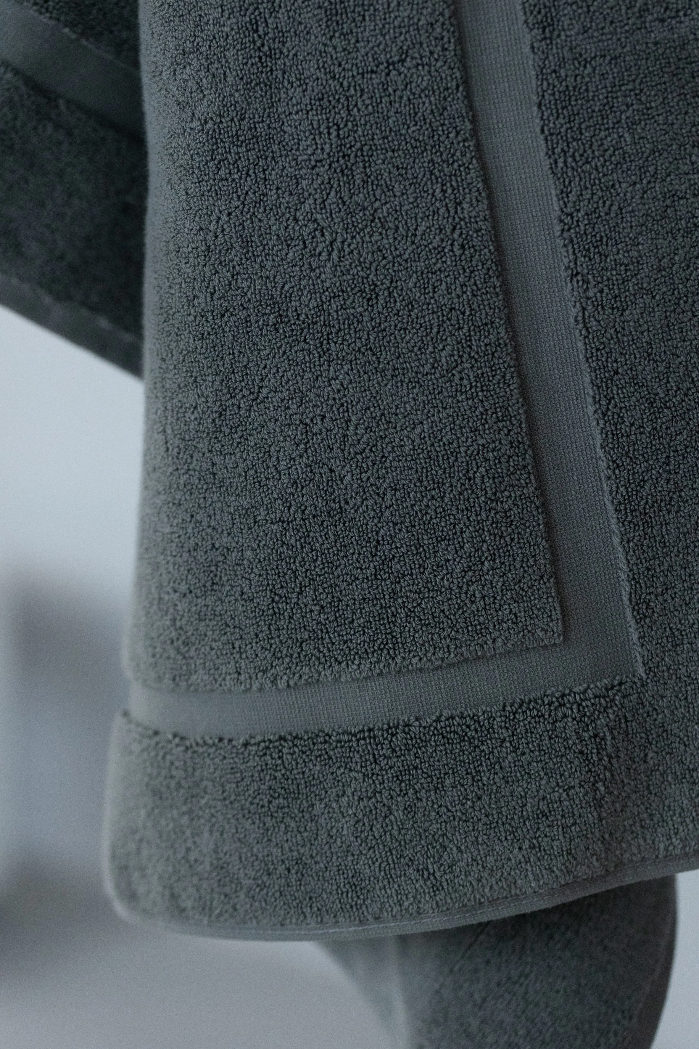 eureka dark grey bathmat kimisoo (5).JPG