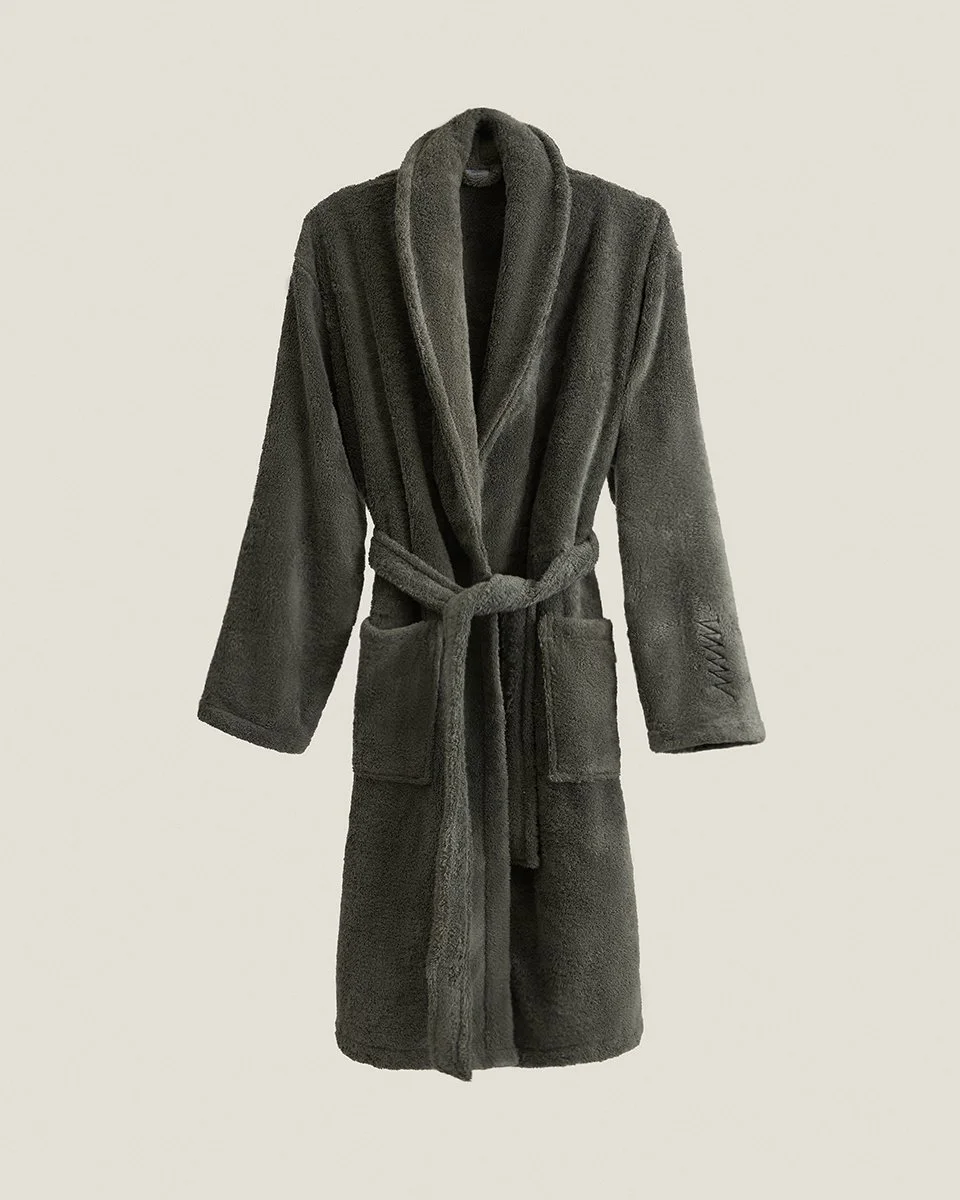 bathrobe