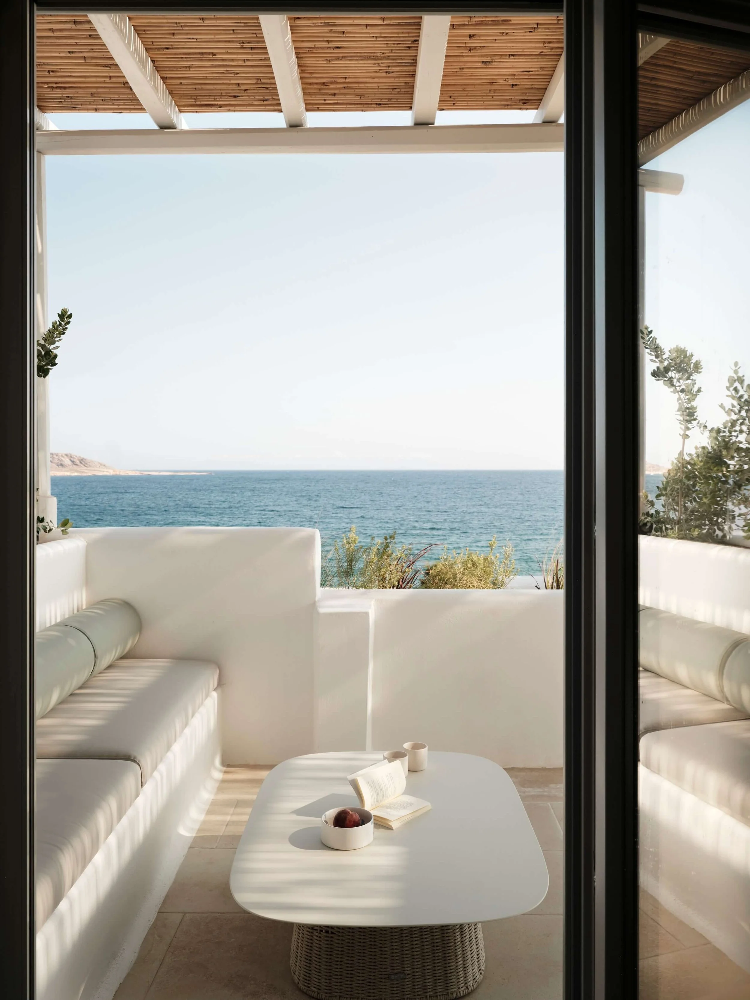 akria_seaside_suites_paros_gallery_14.jpg