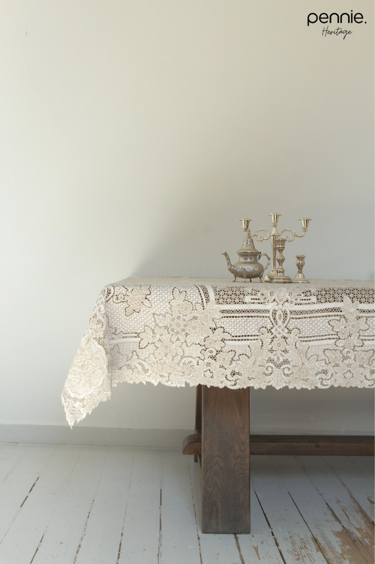 Vintage Handmade Madeira Cutwork & Embroidery Tablecloth Set Beige