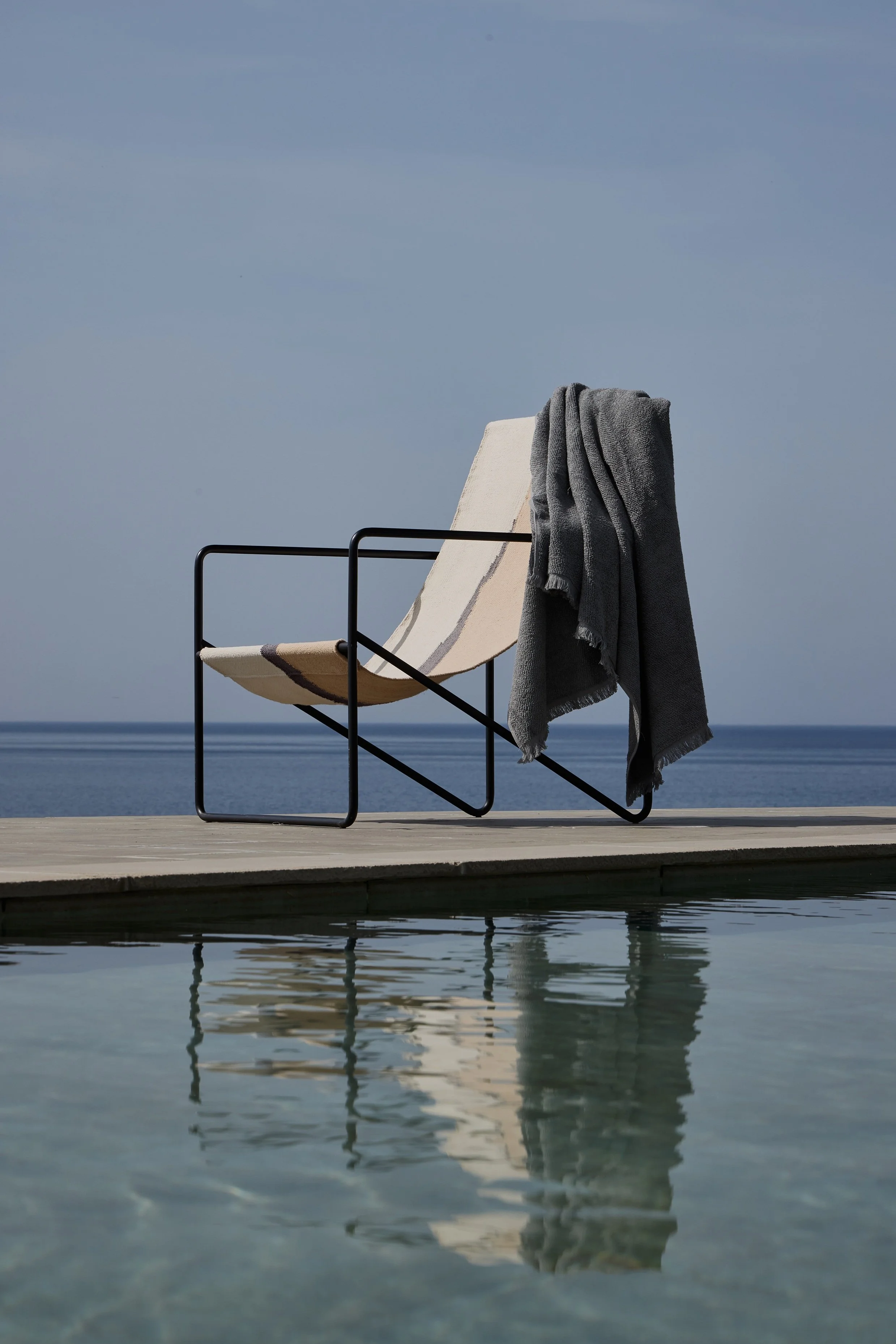 Ammos Sun Sea Pool Towel Dark Grey