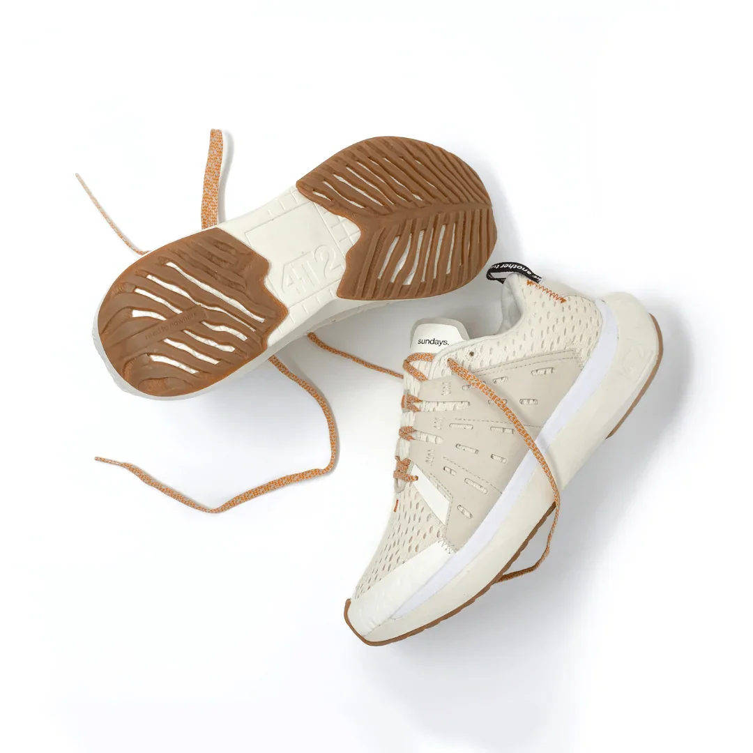 sundays, vintage white (3).webp