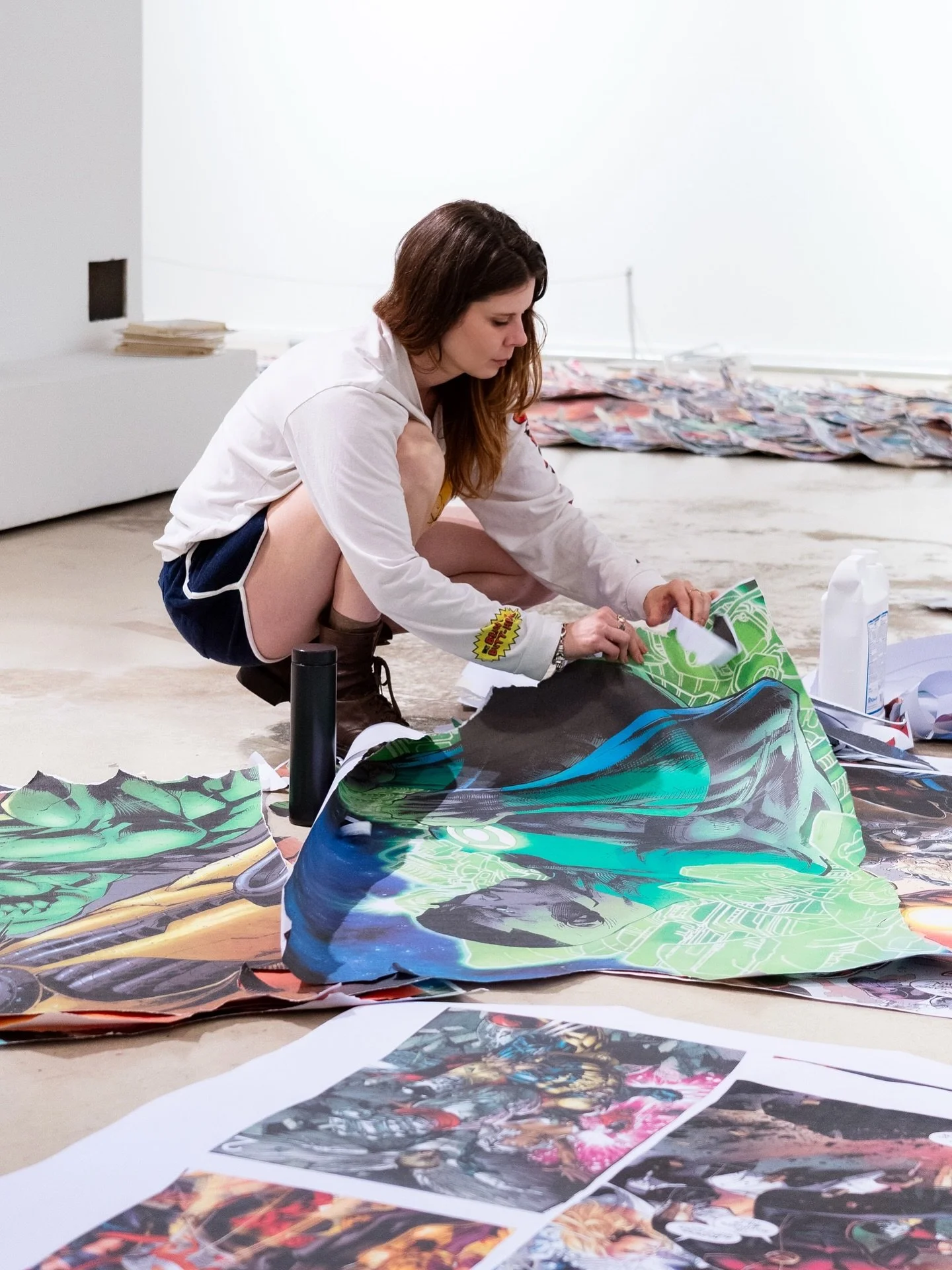 Little throwback in pictures from my visit to @ggagalleryofficial in preparation for the opening of the exhibition and @wynwoodwallsshopofficial , new release of products just in time for Christmas some already on website and more to come soon. (Link