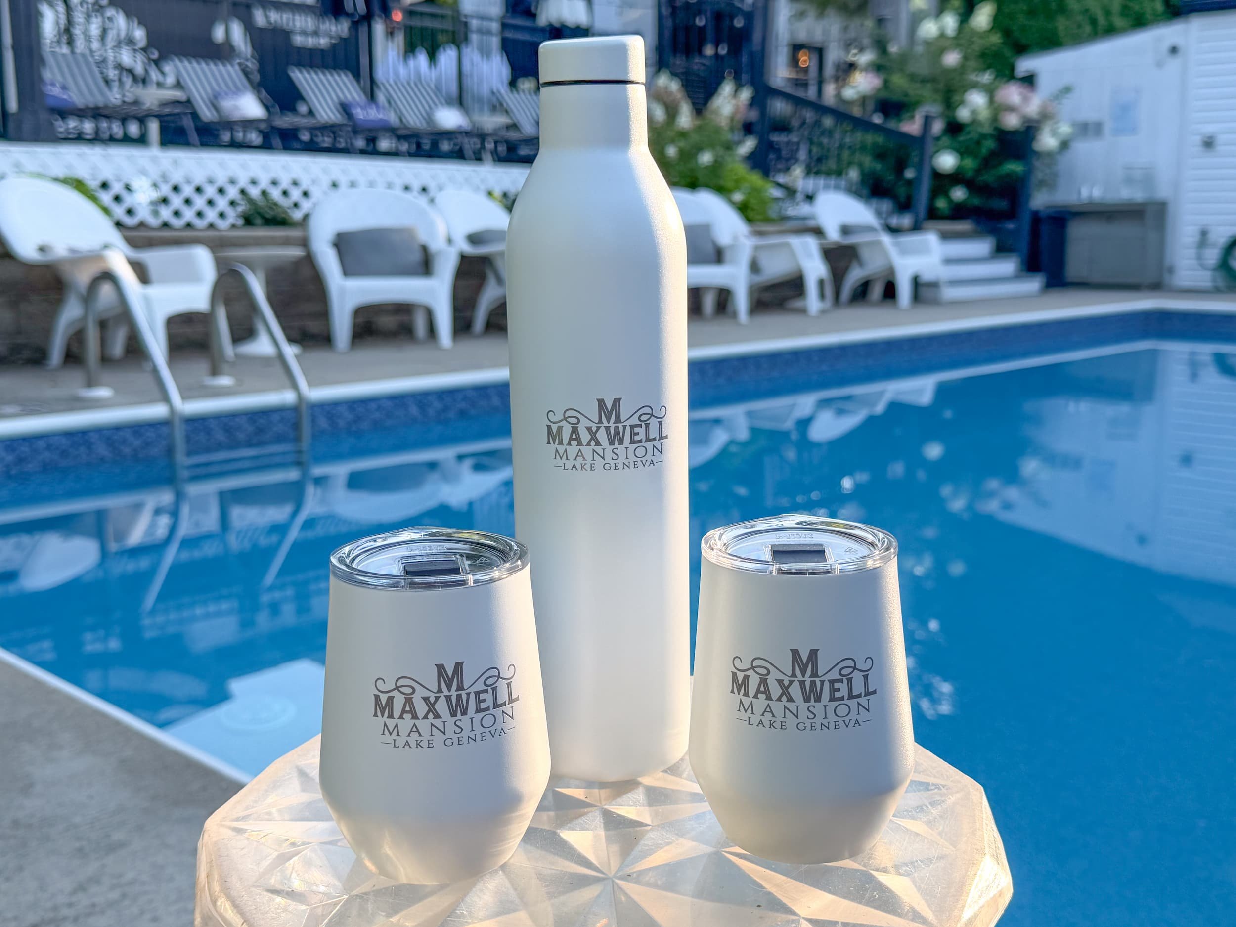 MM Wine Tumbler Bottle Set - White - 2000w.jpg