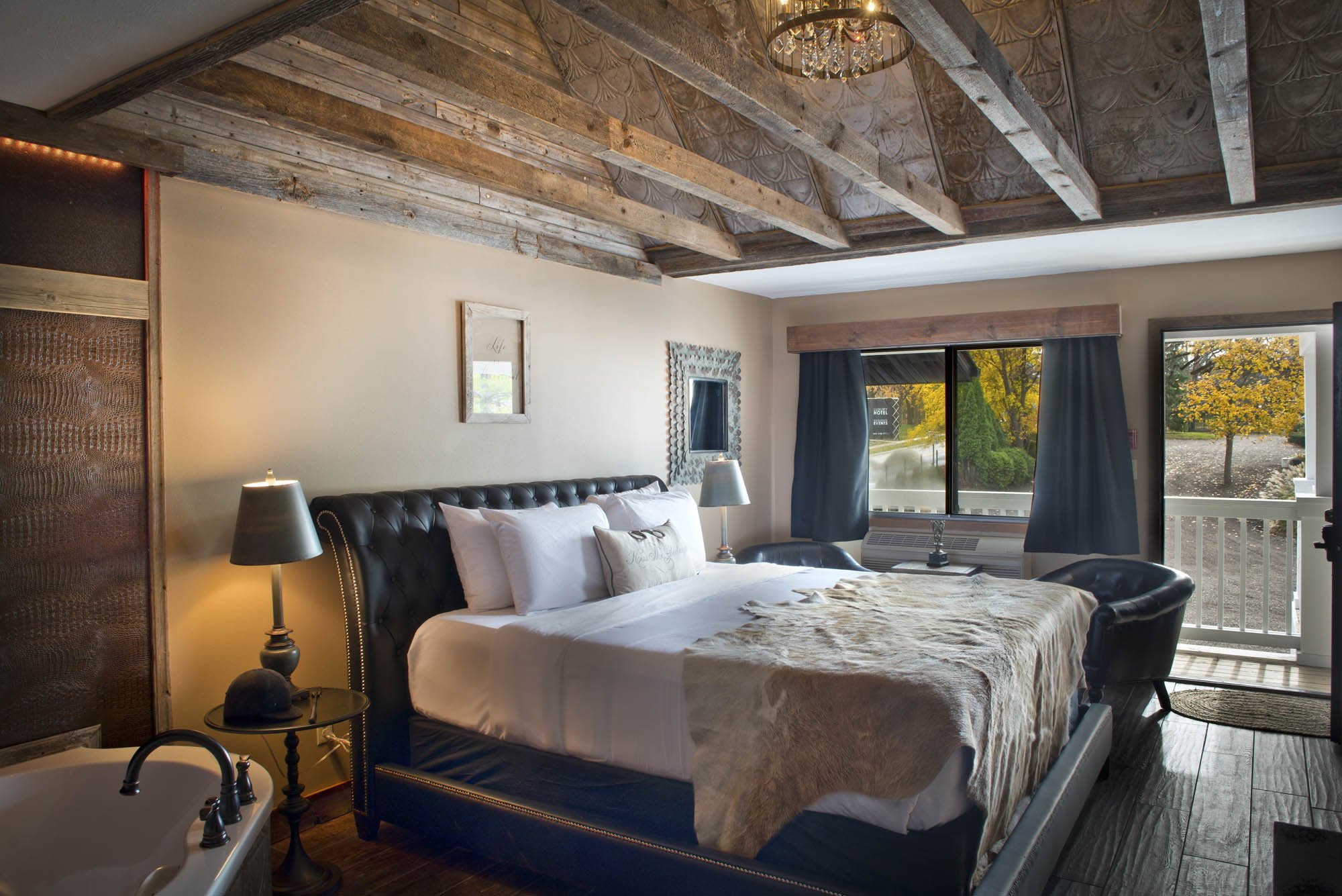Carriage House Rooms
 A two-story building with many rooms featuring whirlpool tubs 