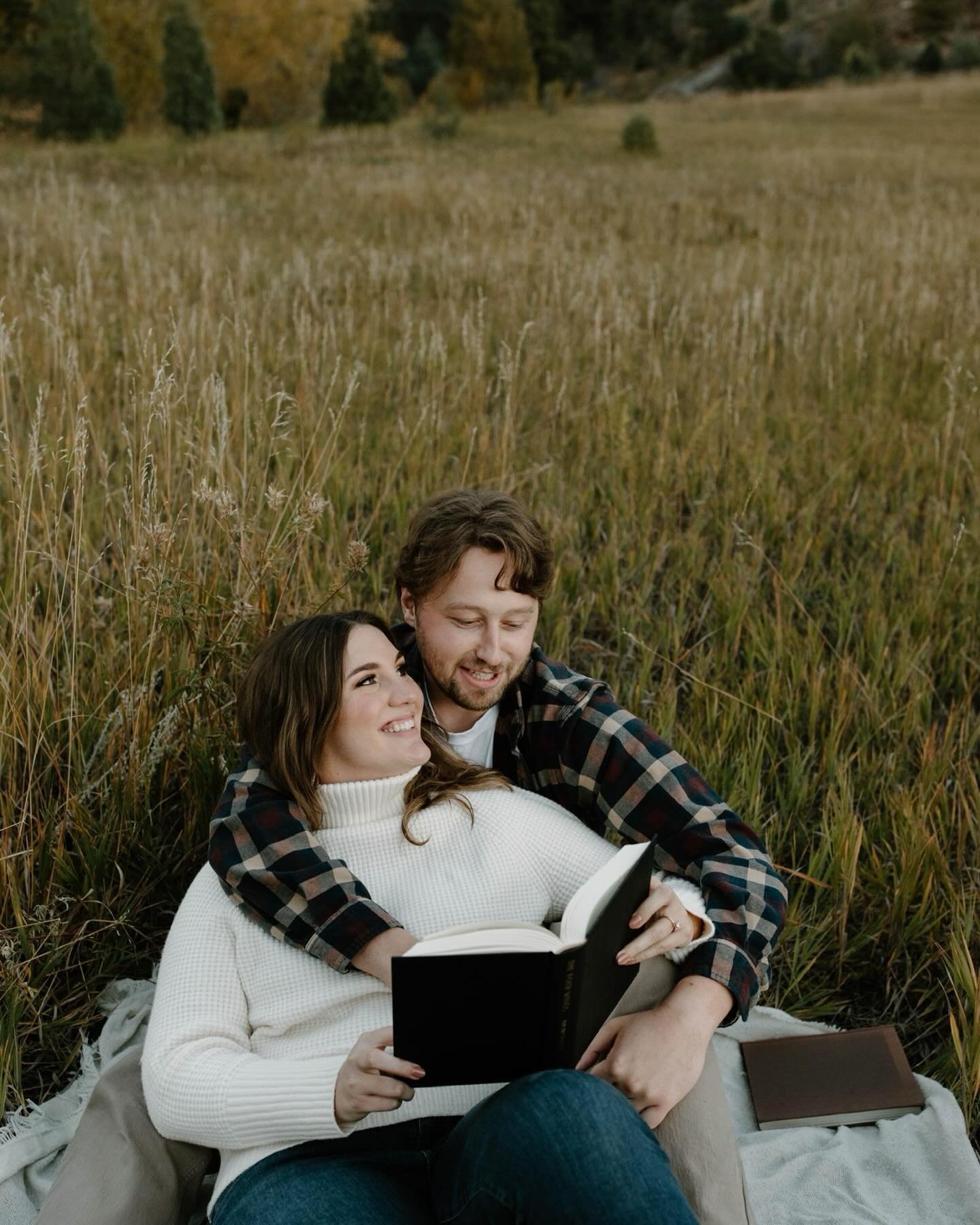 When planning for their engagements, I mentioned the importance of props to really make your photos your own! Bryan + Calley brought so many things to make it feel like a normal date night. From games to a blanket to books! We had the most fun laughi