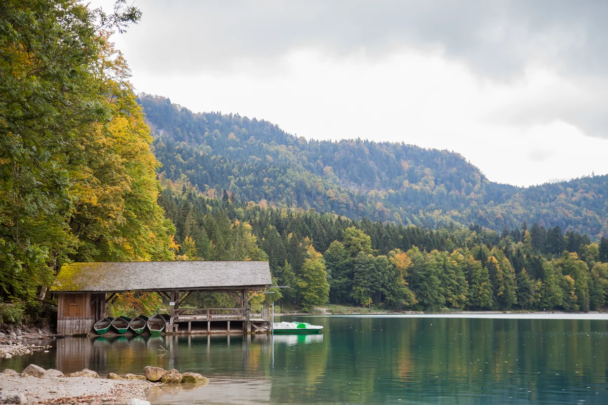 Boat house at Schwangao.jpg
