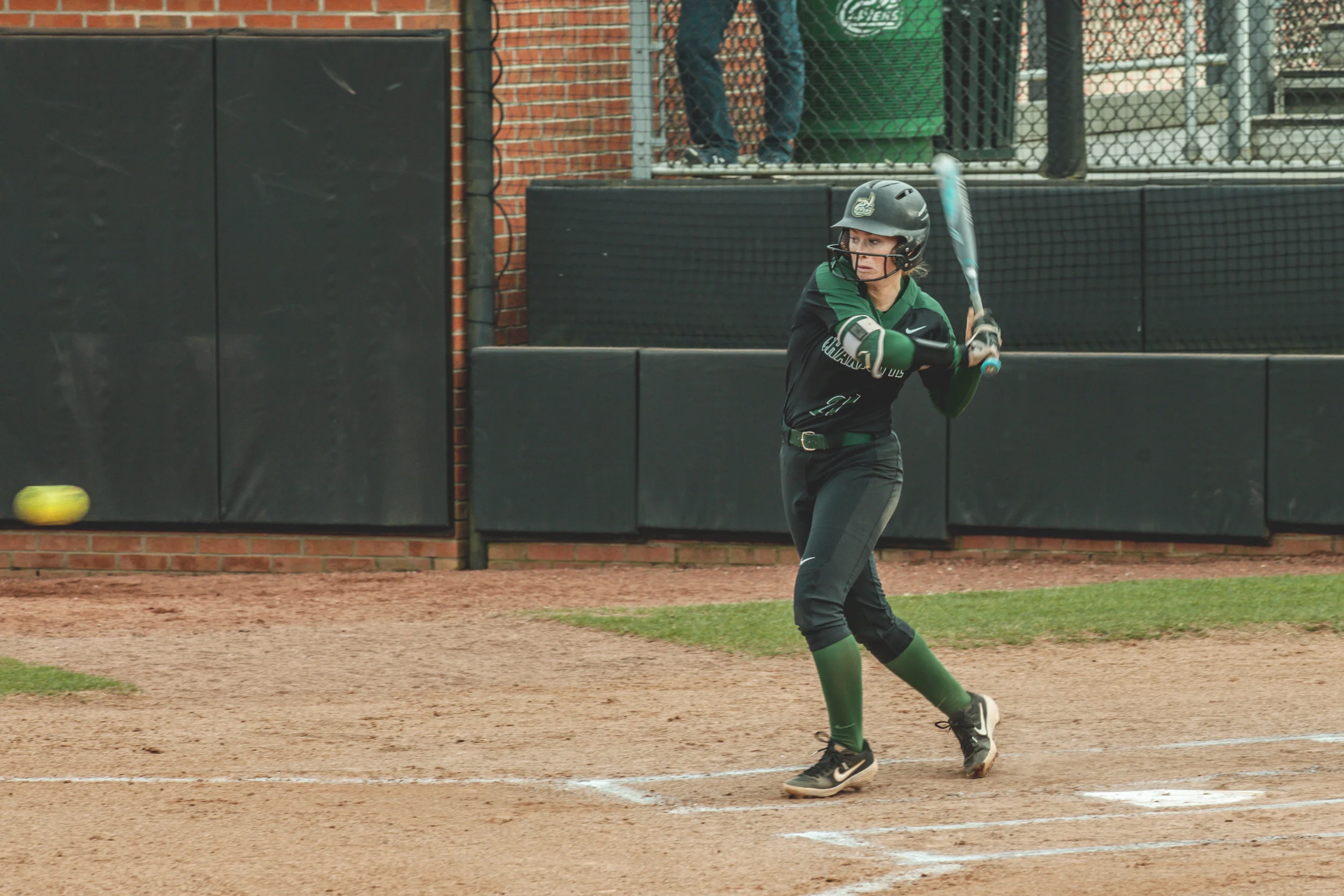 softball3-20_MeredithMurray-6.jpg