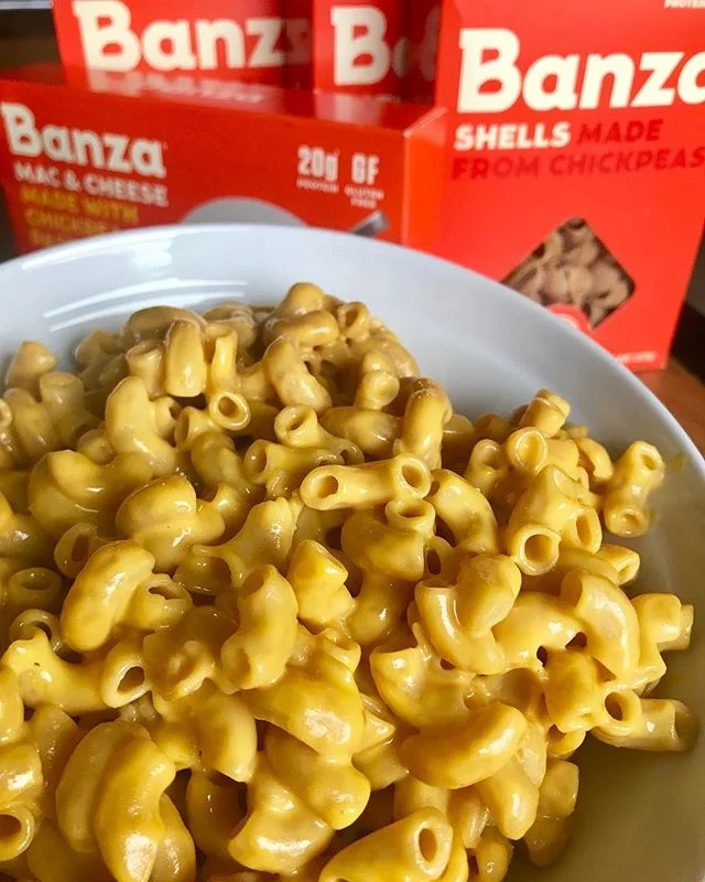 ‼️‼️‼️GIVEAWAY‼️‼️‼️ with my all time FAVORITE pasta brand: BANZA!! If you know me in real life or have been following for a while, you know that I recommend @eatbanza to all of my friends, even the ones without dietary restrictions! So I&rsquo;m sup