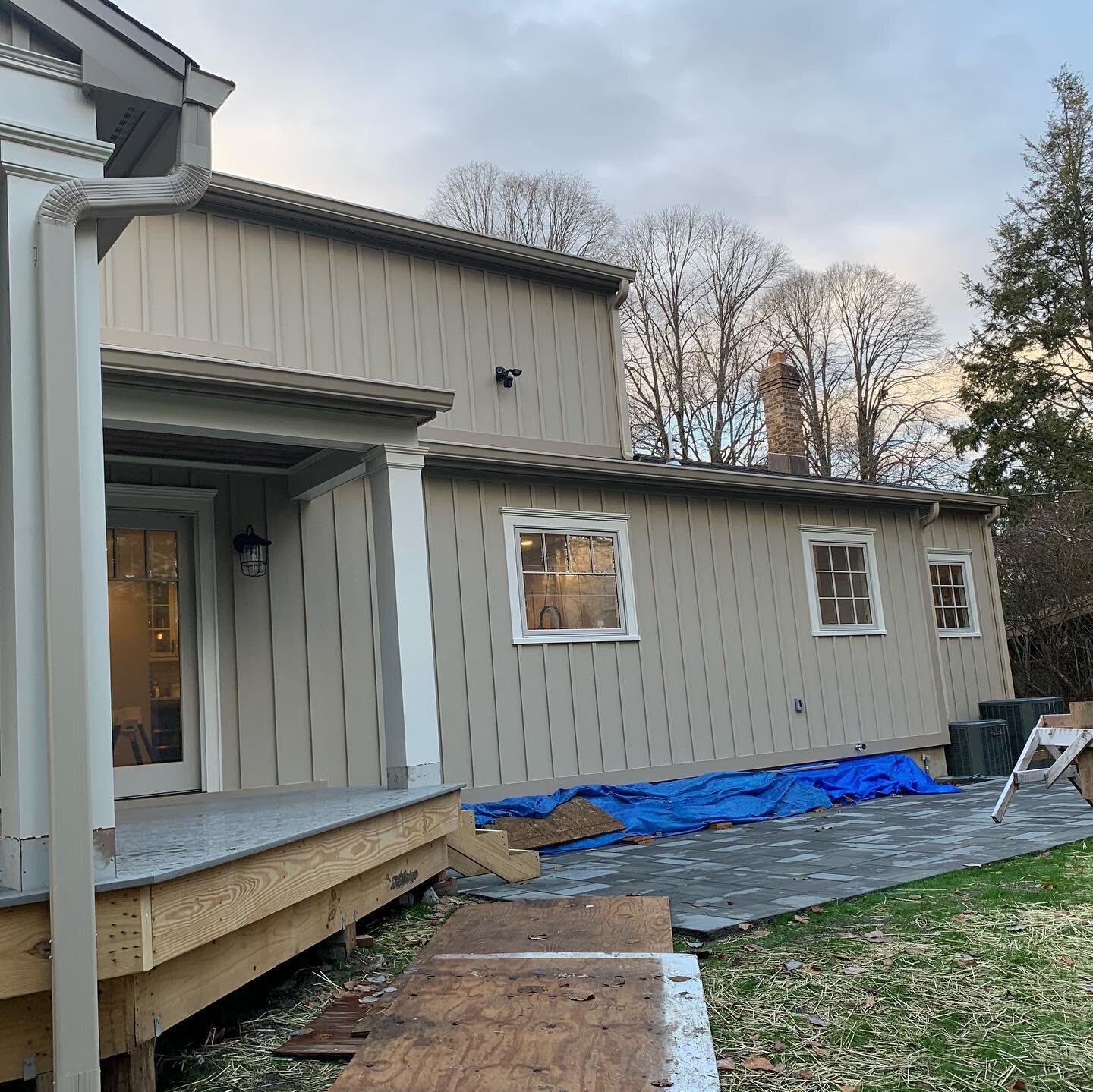 Had to post even though it isn&rsquo;t done.  I love the way it&rsquo;s all coming together. #jacarchitect #kitchenaddition #familyroomaddition  #covereddeck #mudroom #chiefarchitect