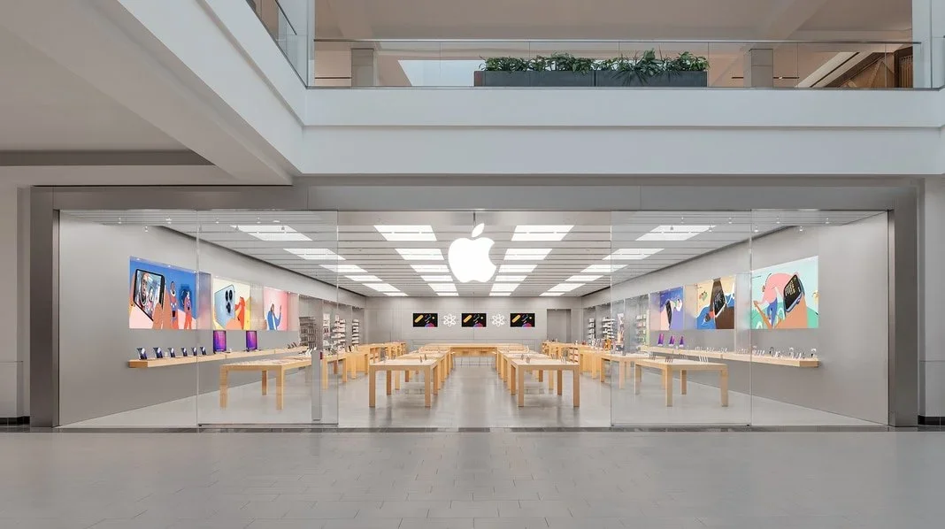 0000_apple_retail_03_new_years.jpeg.webp