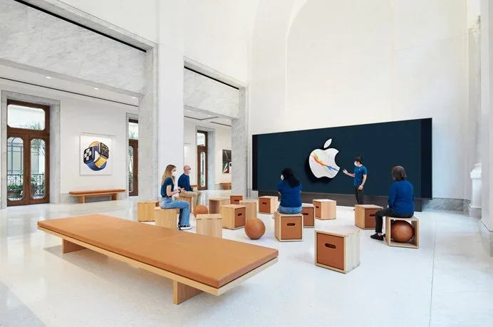 0000_apple_retail_01_rome.jpeg.webp