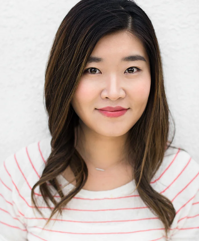 GraceHeadshot-8158RT_lrv2.jpg
