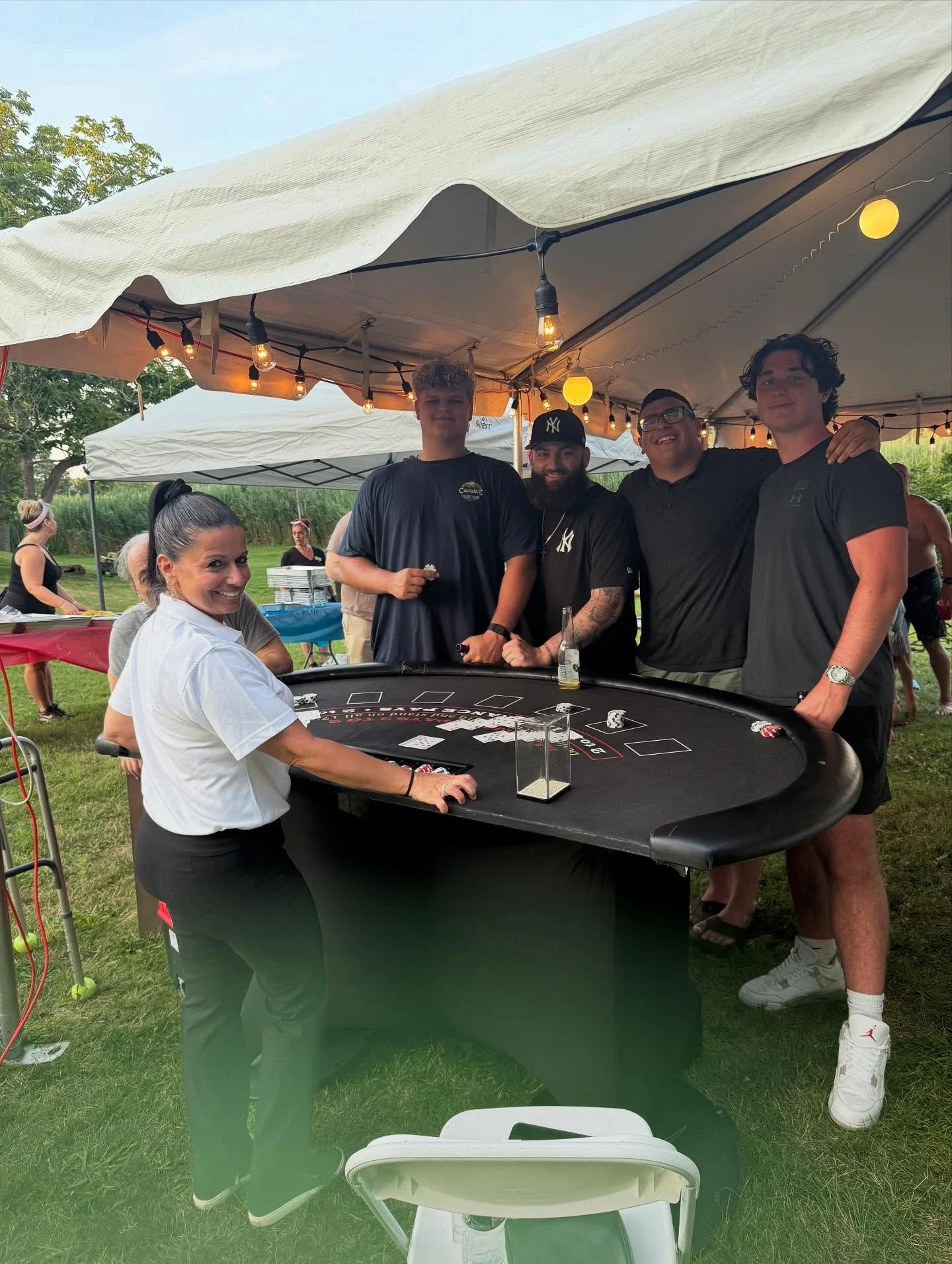 Thanks to the Bryant college offensive line and defensive end for playing! 

Contact us for your next event at mtkcasinoparties.com. #houseparty #blackjack