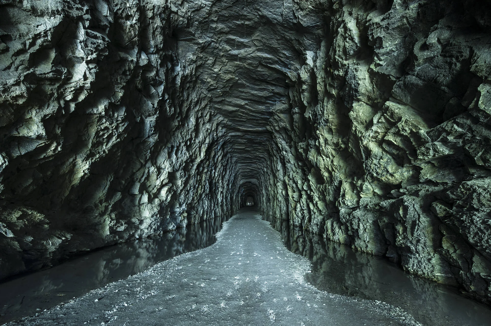 StumphouseMountainTunnel.jpg