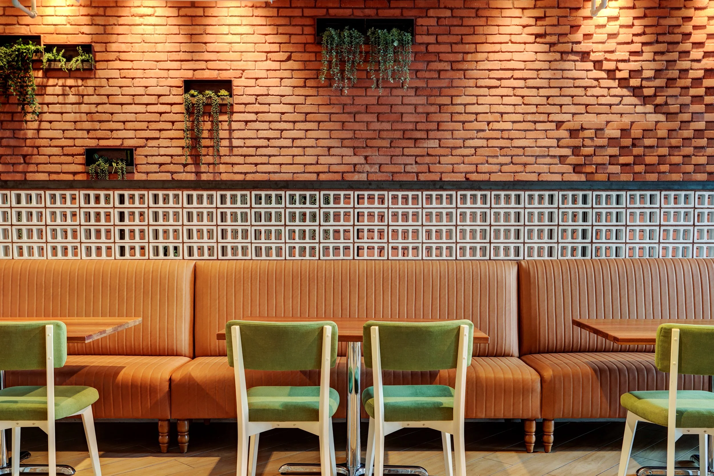 Bellaire 4191_180 IMG 19_1_1.jpg