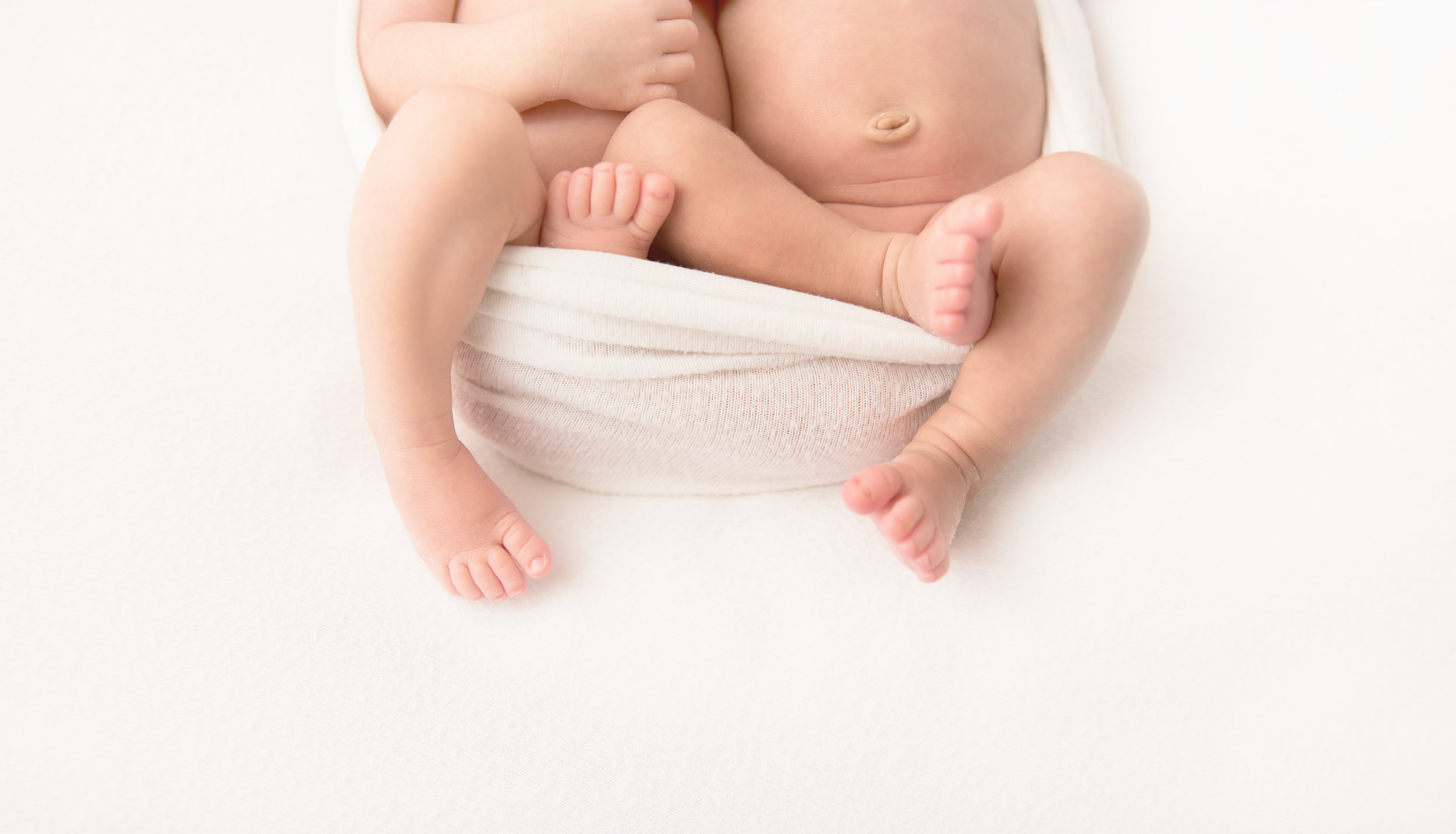 twin-newborn-photography