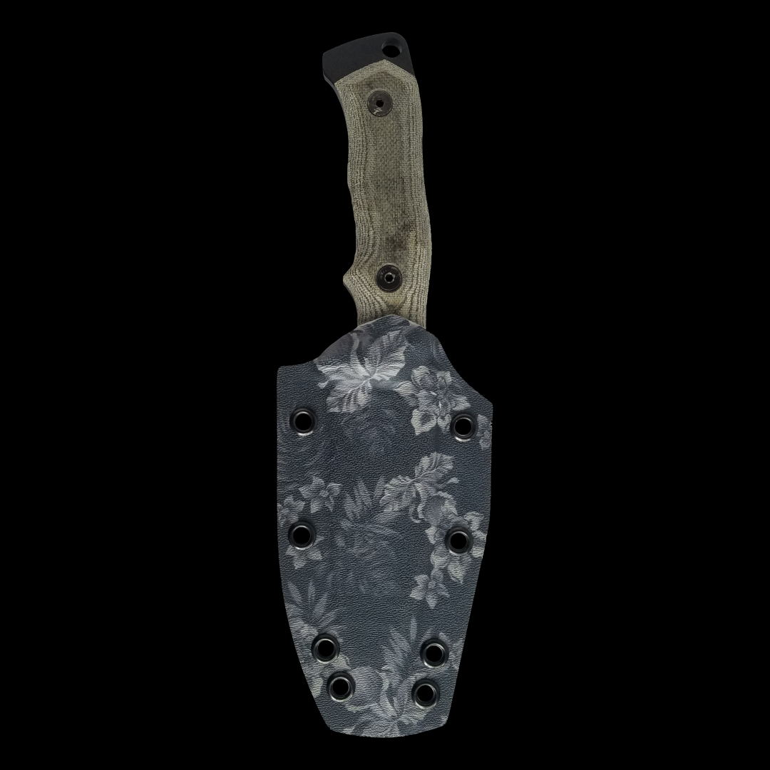 Sheath + knife (Large).png
