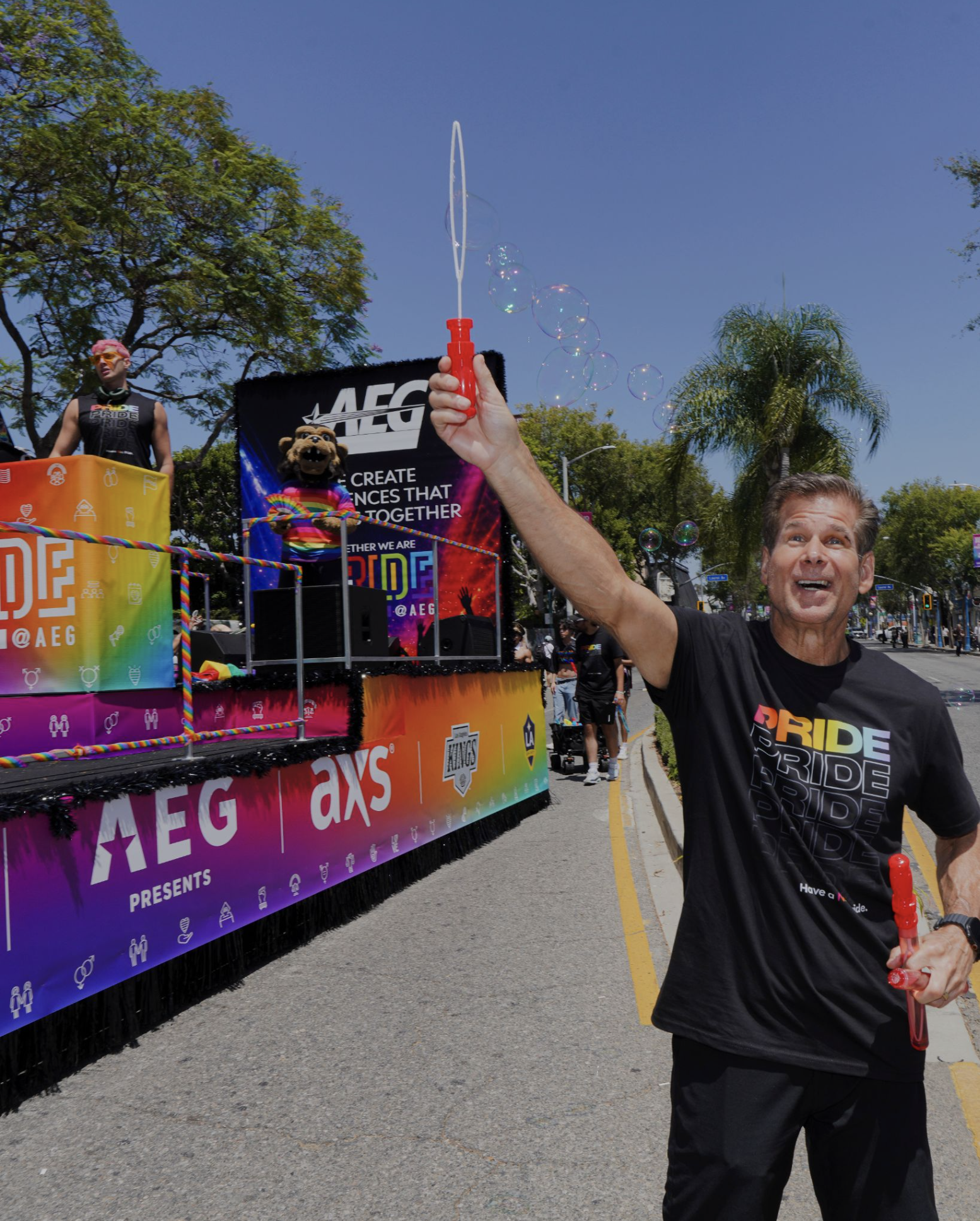 Janine Ibrahim Pride Shirt AEG 2026 2.png