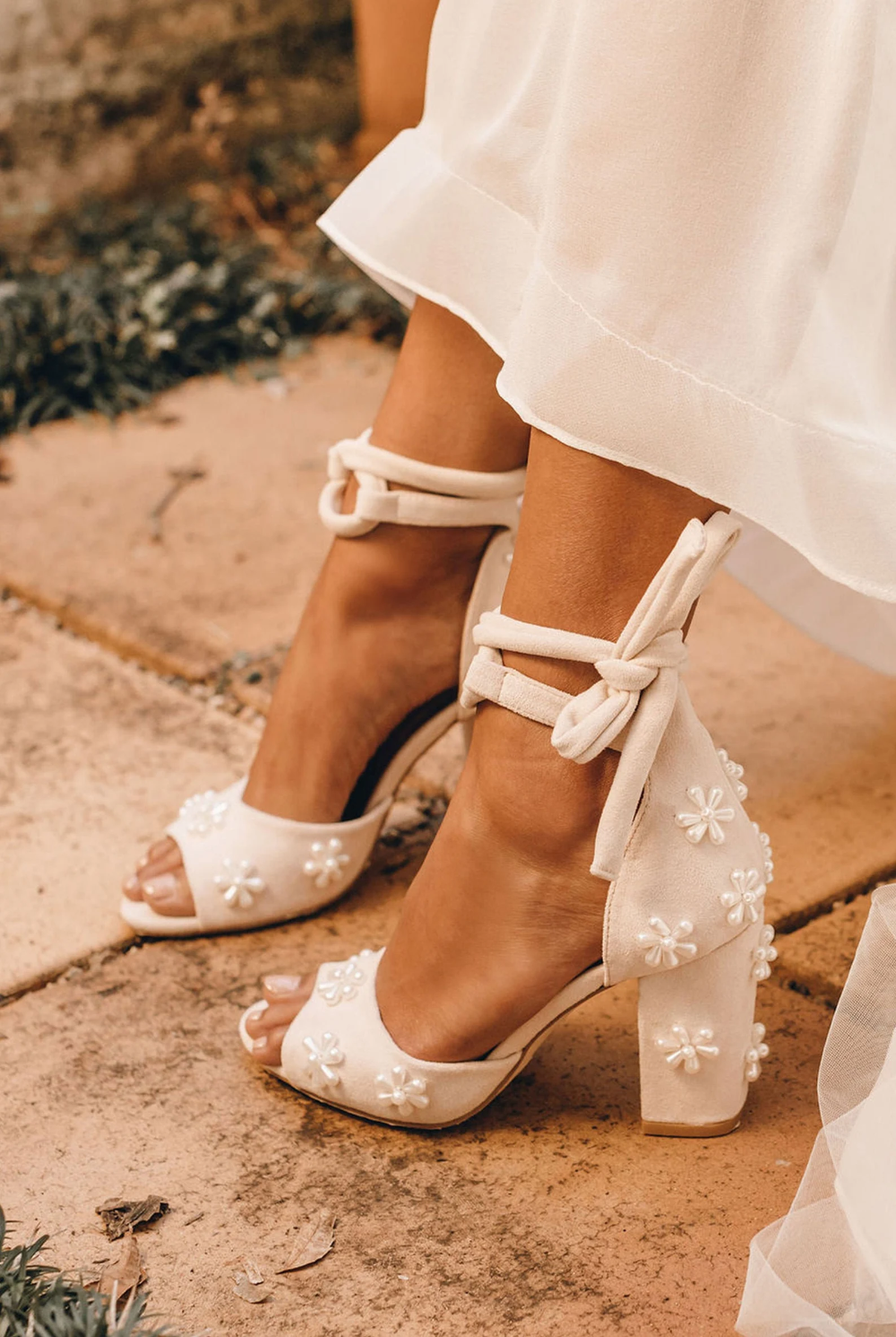 Pearl Flower bridal shoes, pearl flower wedding shoes, pearl peep toes, beaded pearl flower shoes, block heel bridal shoes, soft pink heels.png