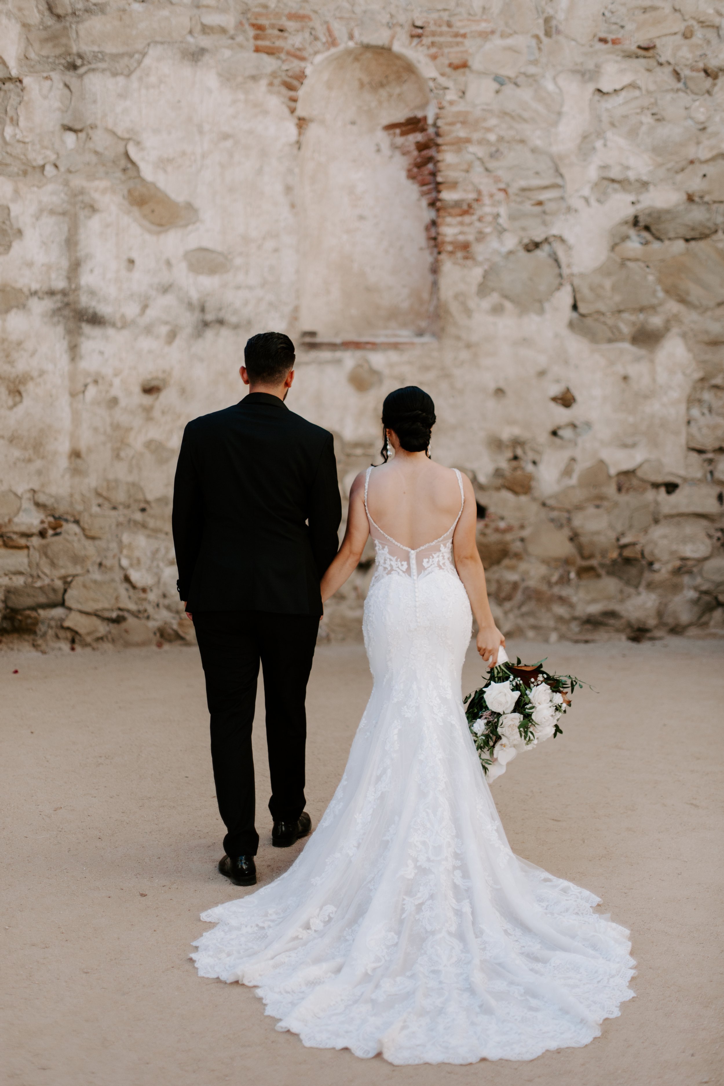 Ashley and Andrew Wedding at the San Juan Capistrano Mission and the Franciscan Gardens by Kara Reynolds Photography218.jpg