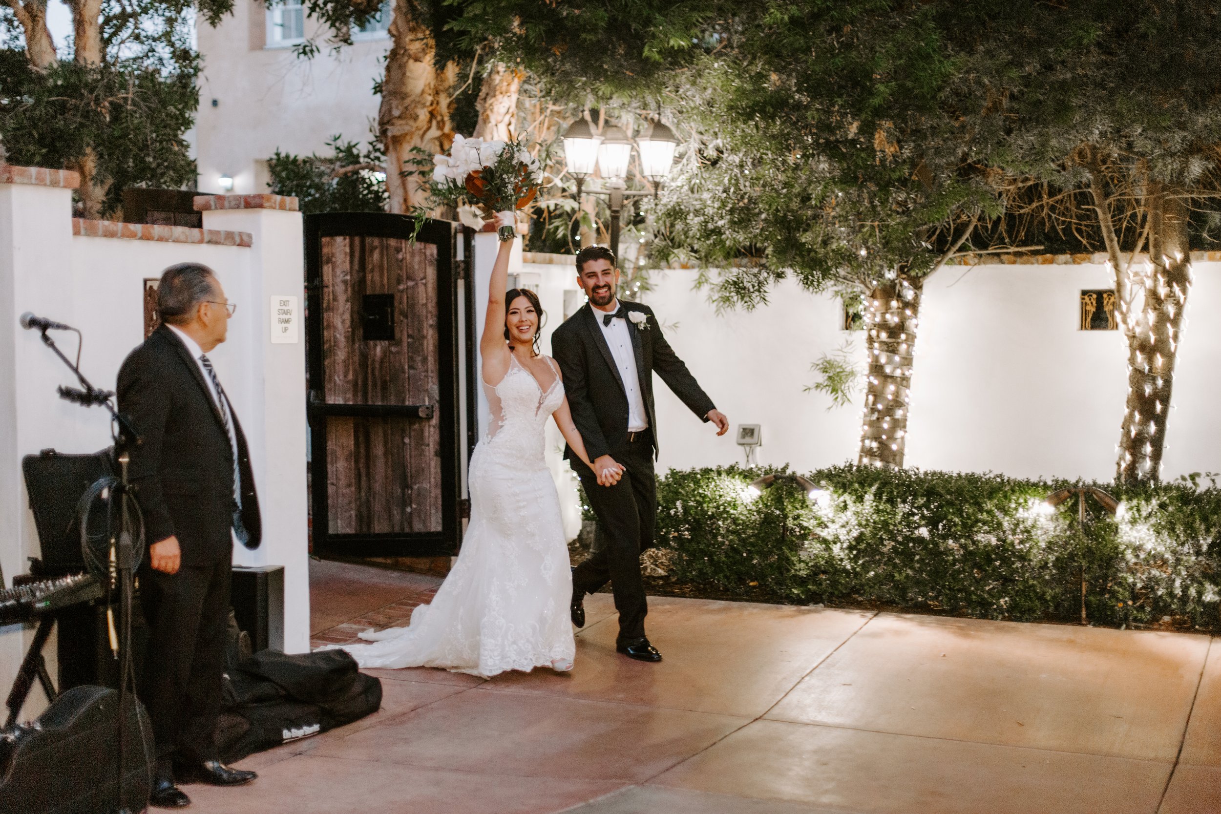 Ashley and Andrew Wedding at the San Juan Capistrano Mission and the Franciscan Gardens by Kara Reynolds Photography629.jpg