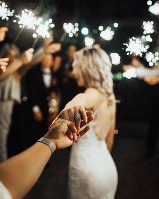 10 Sparkler Wedding Exits that Stole the Show.jpg