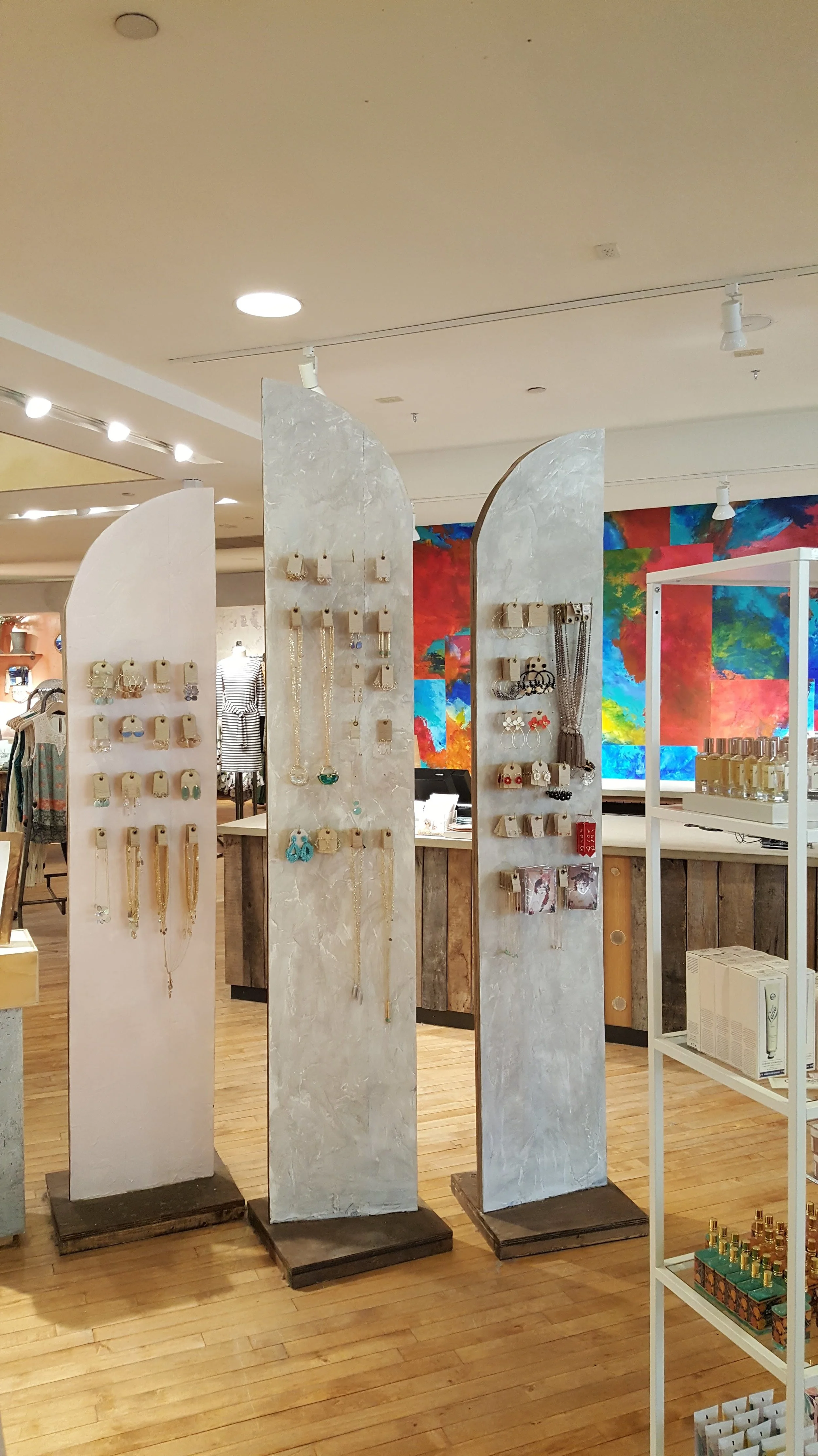 Jewelry Fixture. Spring 2018.