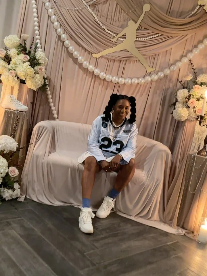 On 11.11 my wish is for women to keep taking up space 🤍

Thank you @jumpman23, @snipes_usa, @itsgirlsnightout for hosting such a lovely dinner and making sure women keep a seat at the table 💫

cc: @ladykream x @jazartis 🌟

P.S. the kicks drop toda