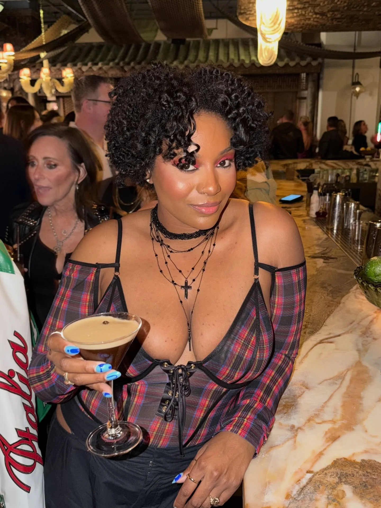 making pour decisions with @shopakira again 🤭💋

thanks for the invite ❤️