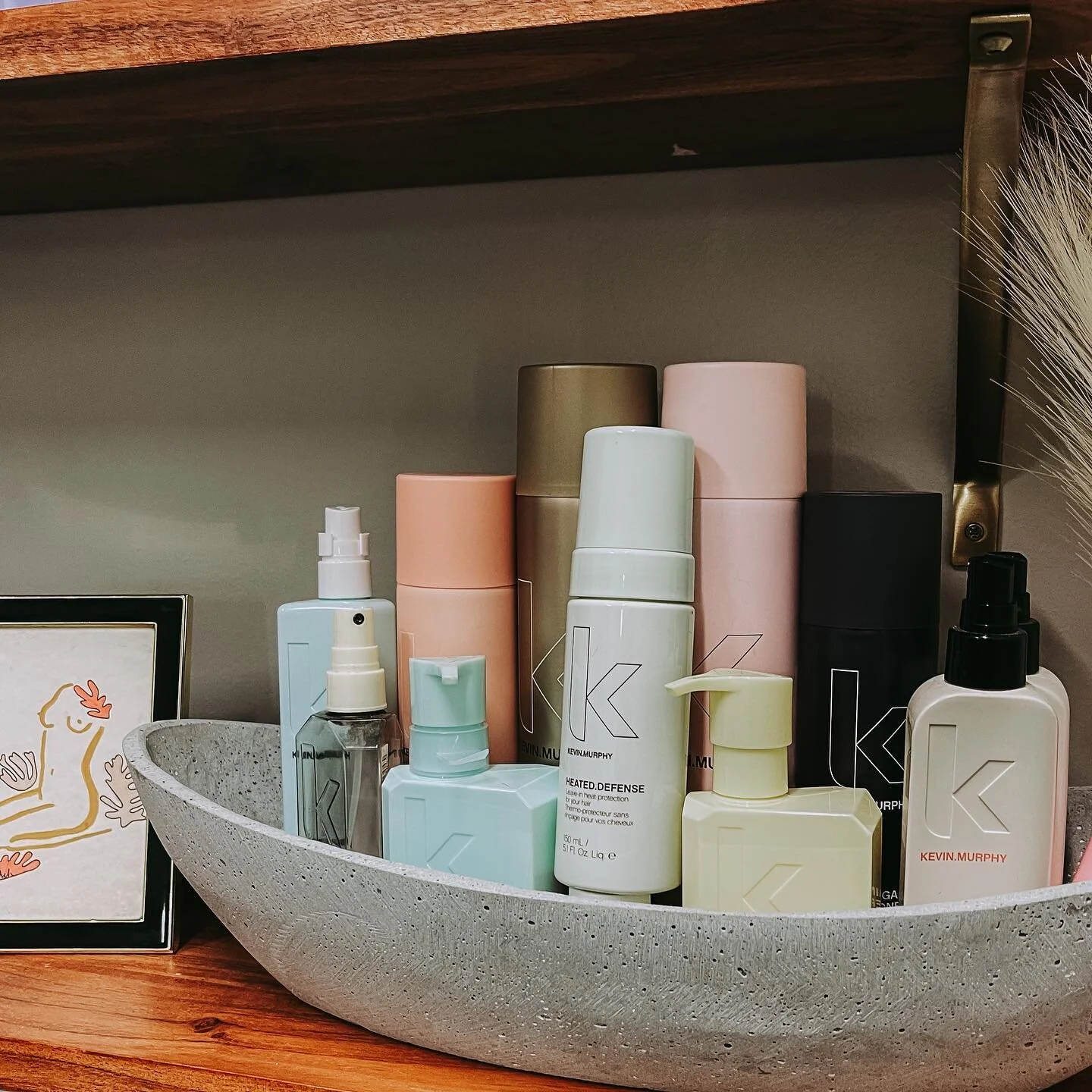 Some would call it an obsession, I just call it being 〰️informed〰️

@kevin.murphy is
🌎packaged in materials that are recyclable or biodegradable
🌍committed to supporting and funding causes that help both humans and the environment 
🌏cruelty free a
