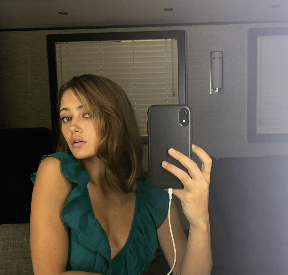 The Cast of 'Yellowjackets' &amp; Their Adorable Dogs 