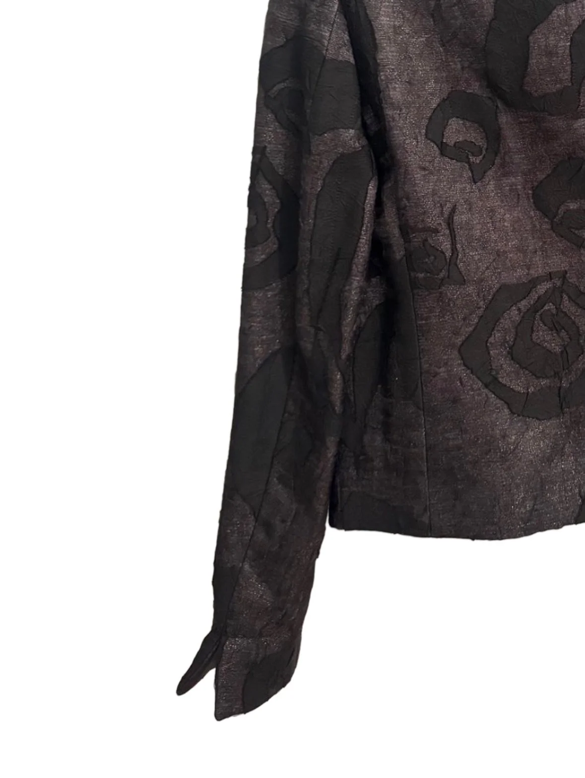 Bernard Zins metallic blazer with quilted design. 

Cool striped buttons and slanted front pockets. 

US 4 | $40