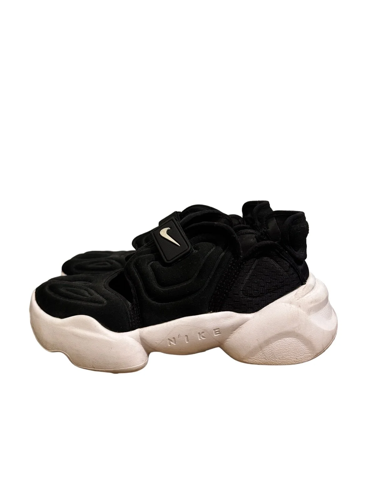 Black NIKE Aquarift

Split toe sneaker-sandal with sculptural outsole

PERSONAL COLLECTION NFS (not for sale)