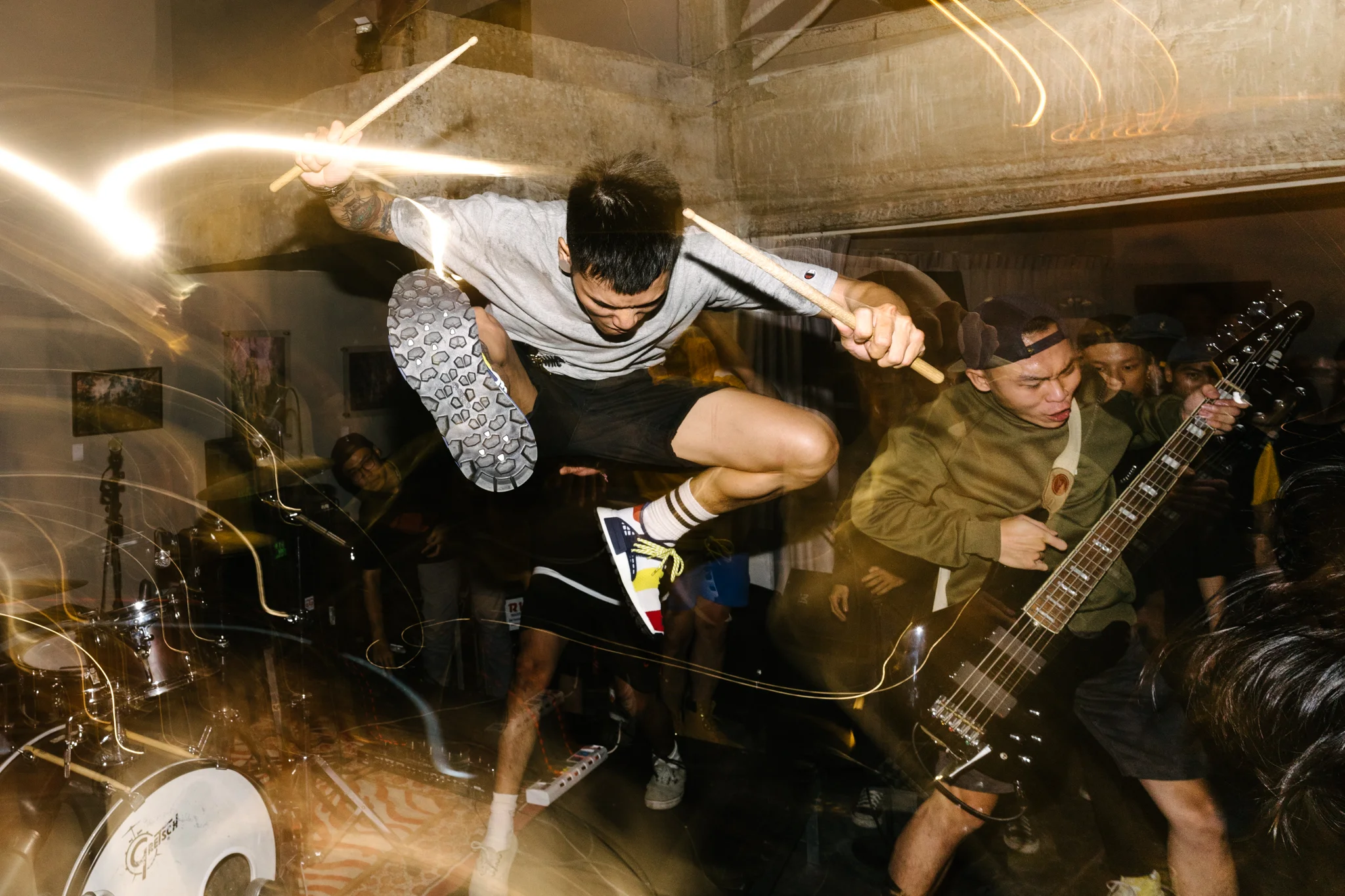 hardcore.leestarnes.punkrockchronicals.saigon.-1.jpg