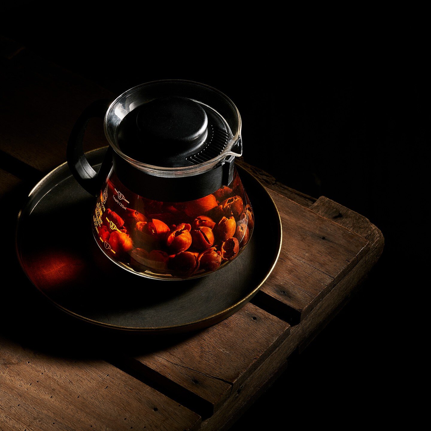 While the coffee bean gets all the love, its mom, Cascara, gets far less shine. Cascara - literally meaning husk or peel in Spanish, is the cherry that surrounds each coffee bean pair. Brewed as a tea, it has less caffeine and has a taste somewhat re